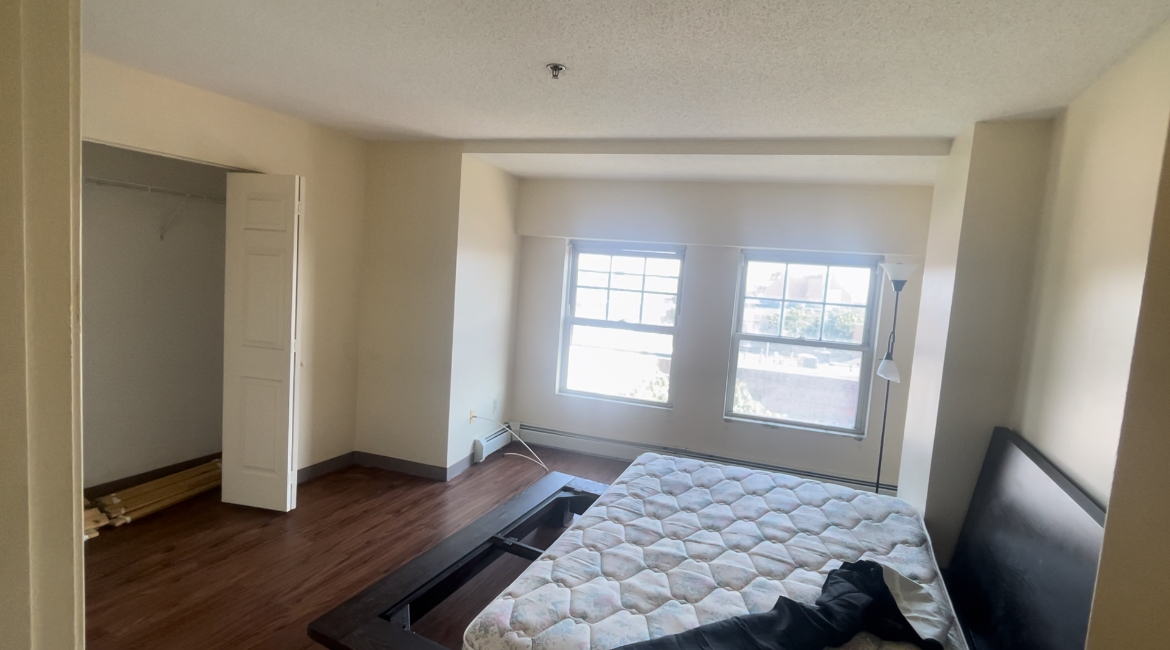 100 Washington St, Salem