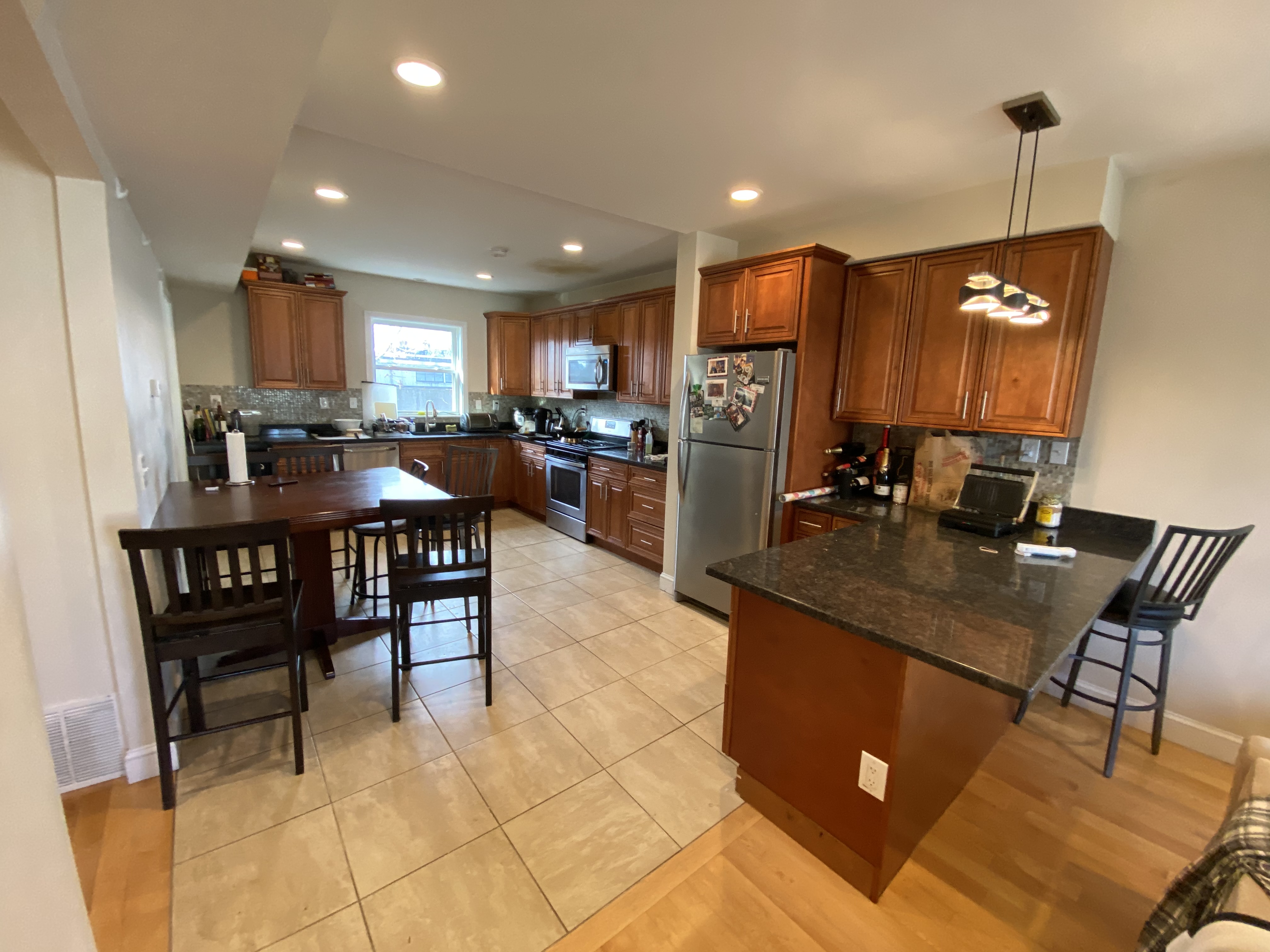 87 Linden St, Allston