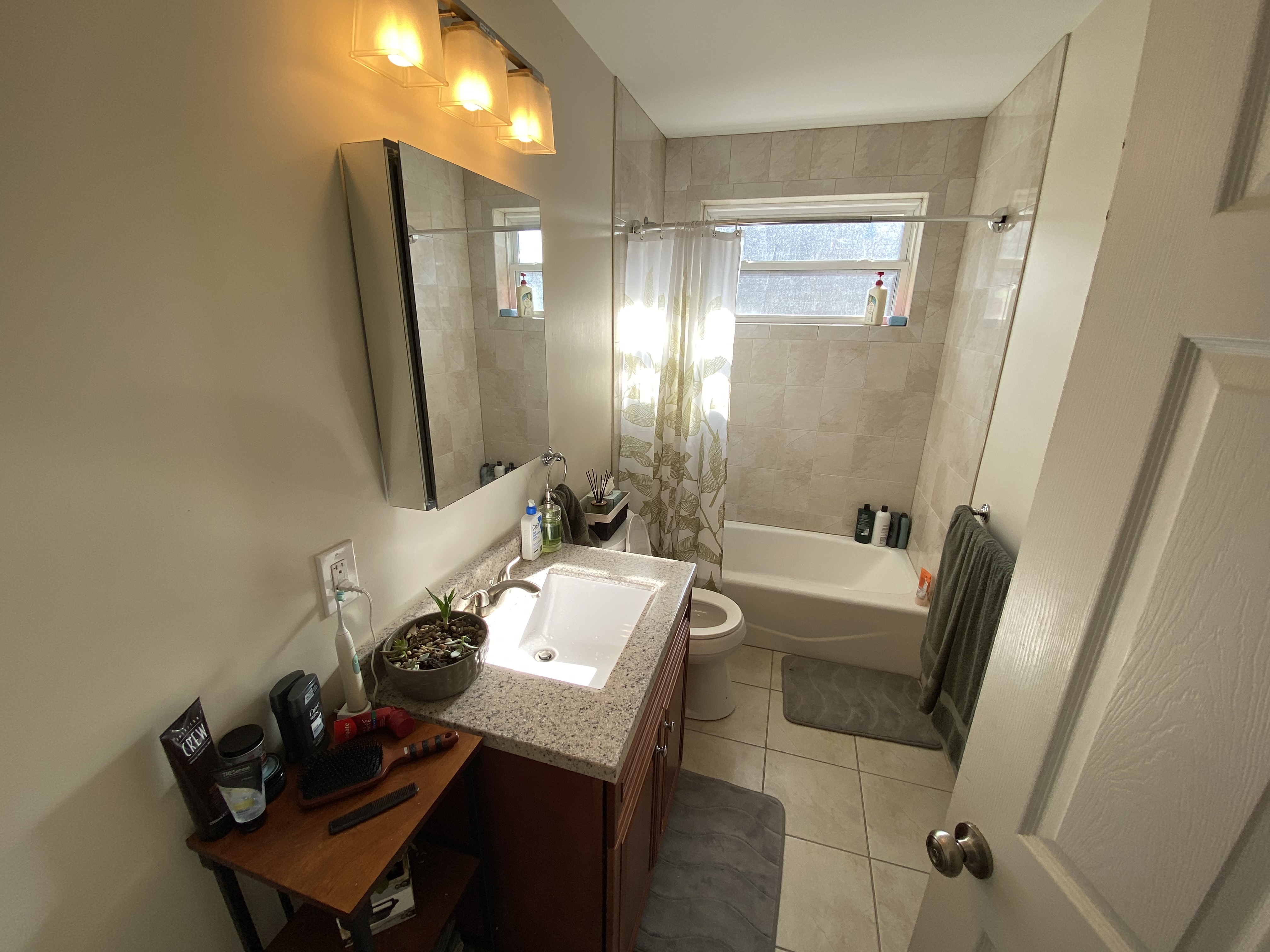 87 Linden St, Allston