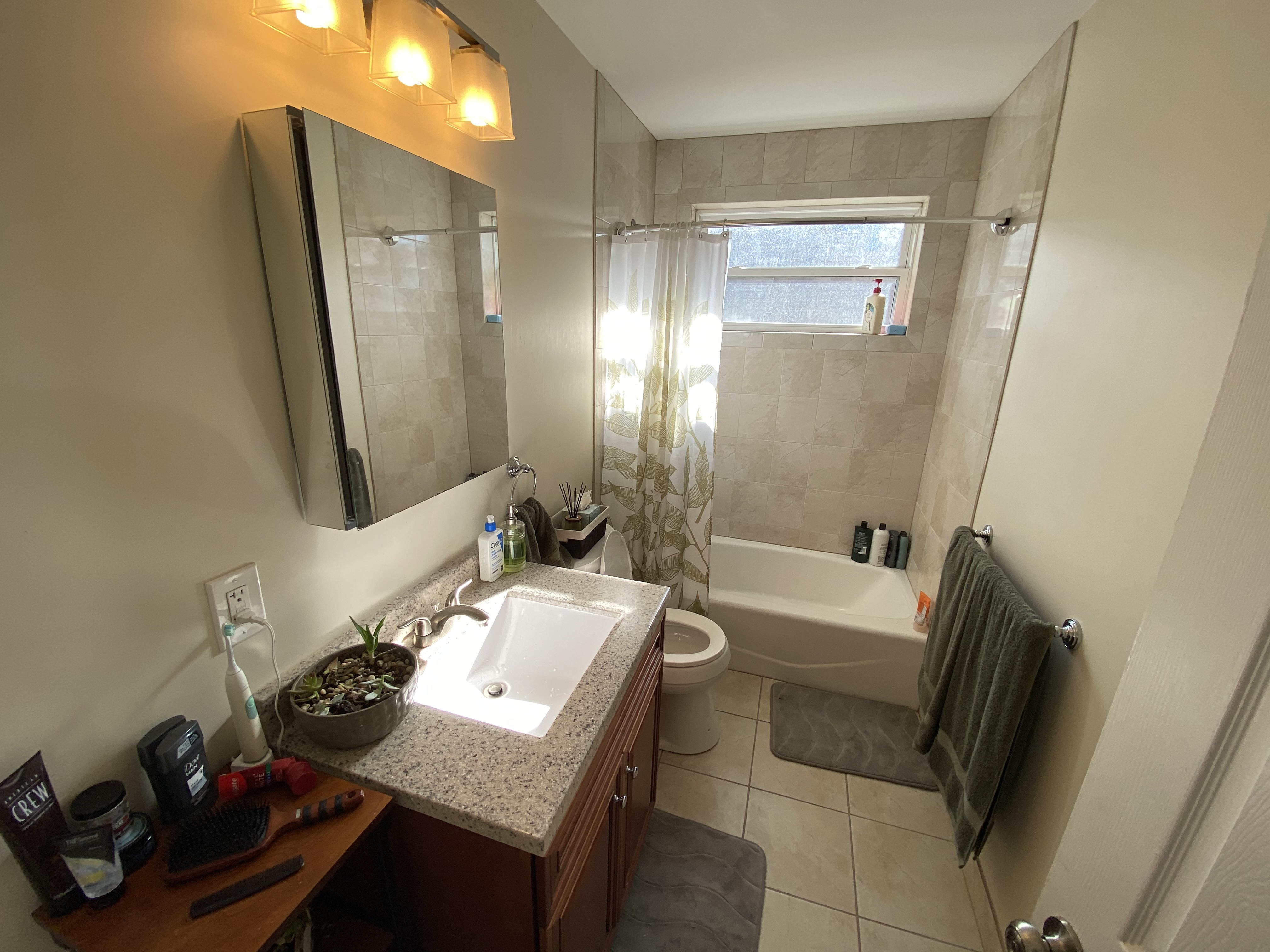 87 Linden St, Allston