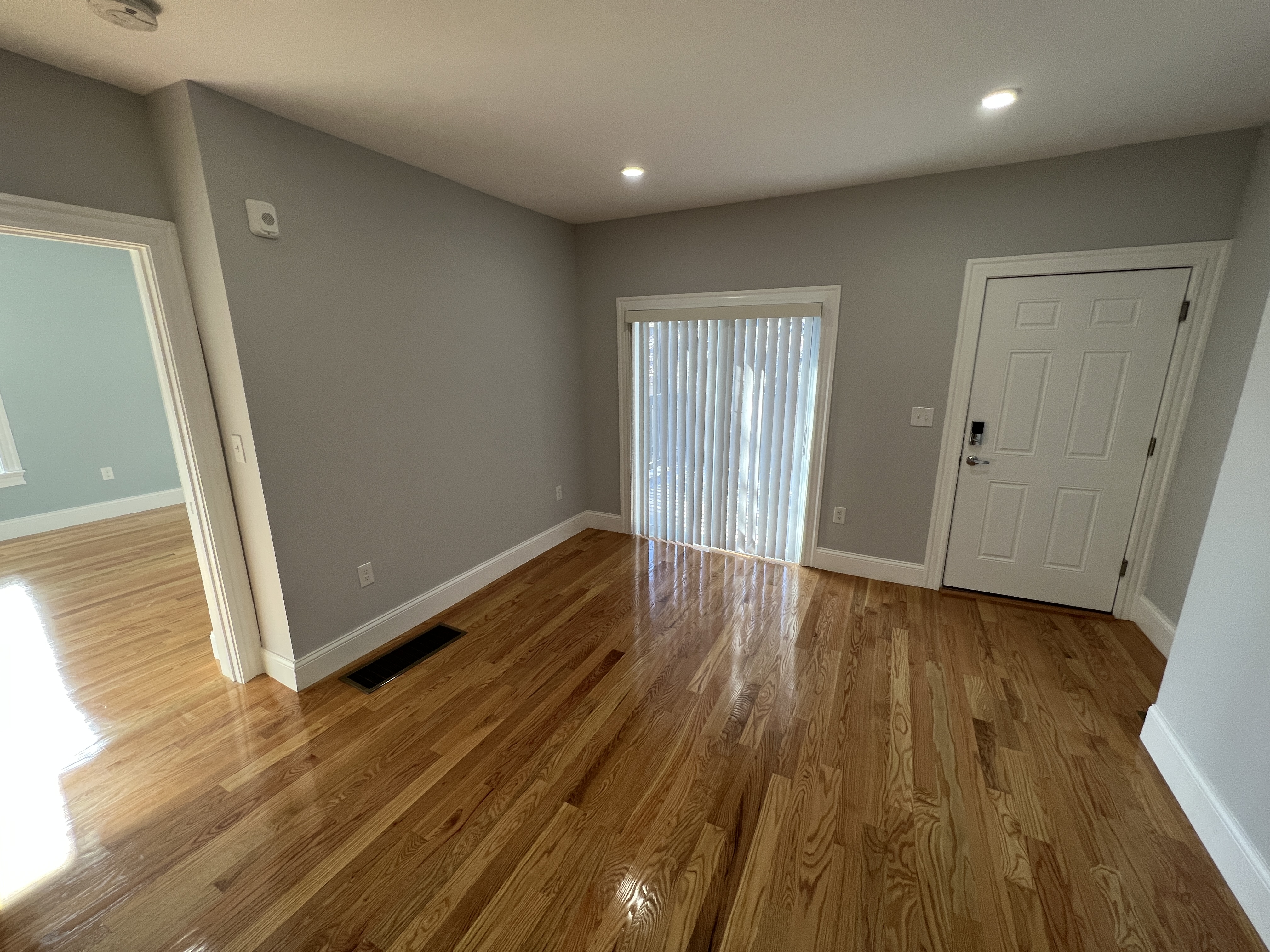 372 Oxford St, Porter Square