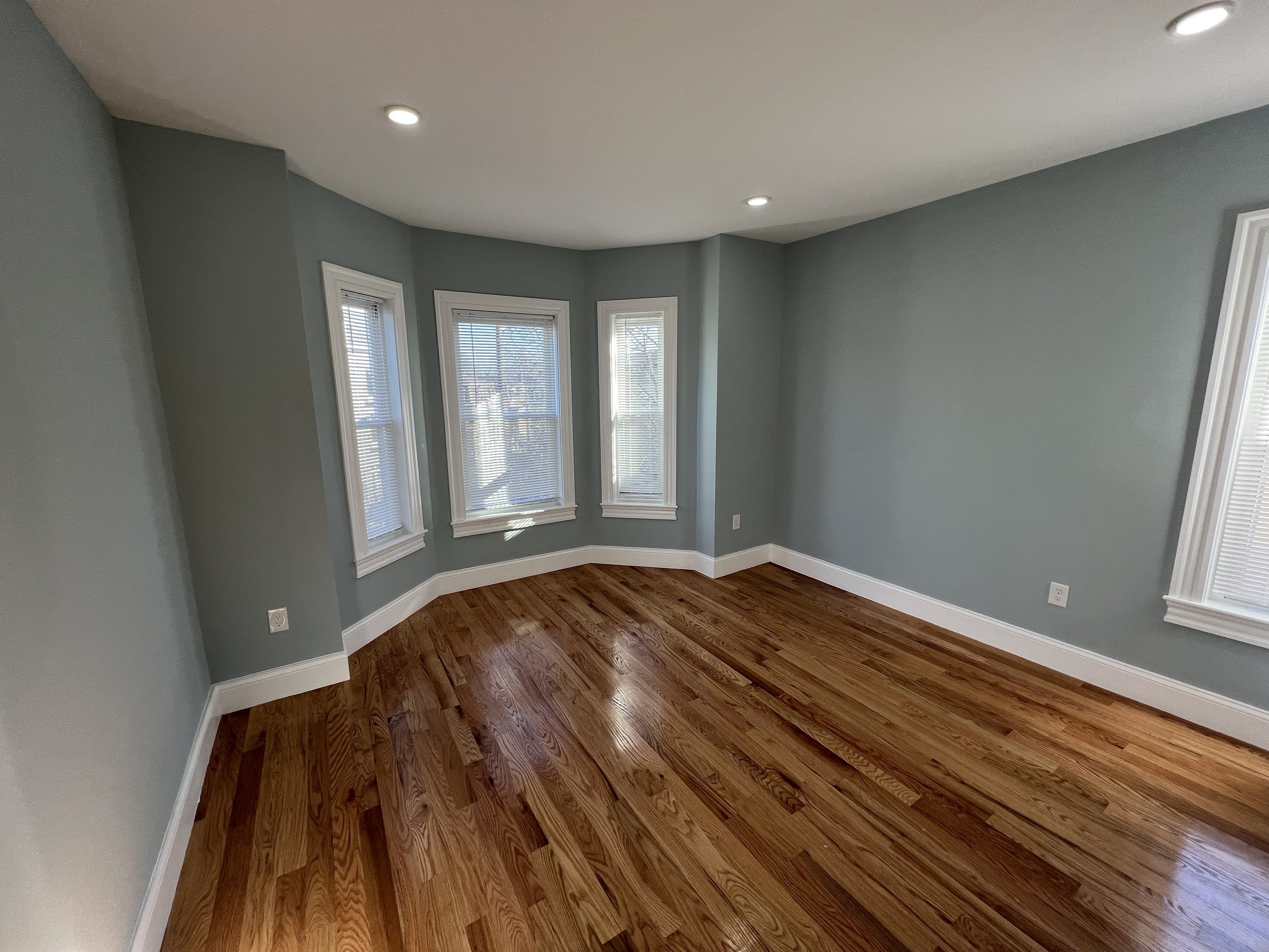 372 Oxford St, Porter Square