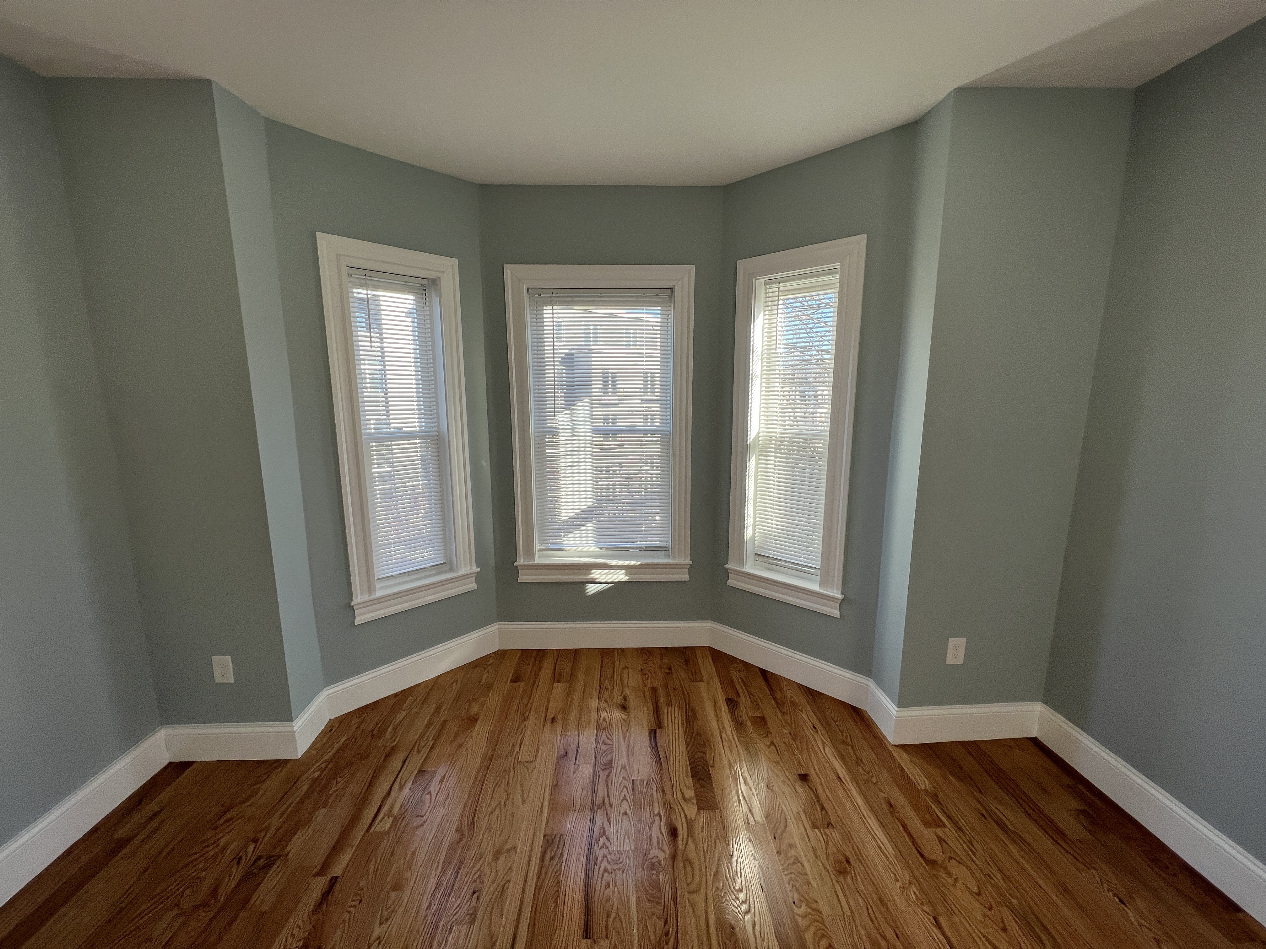 372 Oxford St, Porter Square