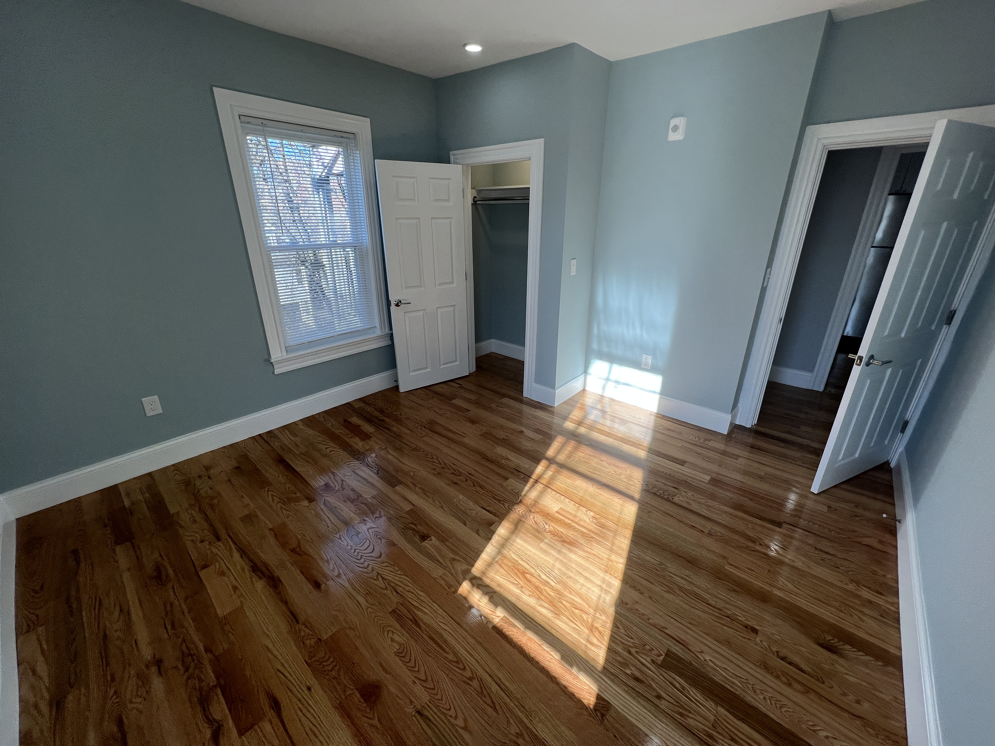 372 Oxford St, Porter Square