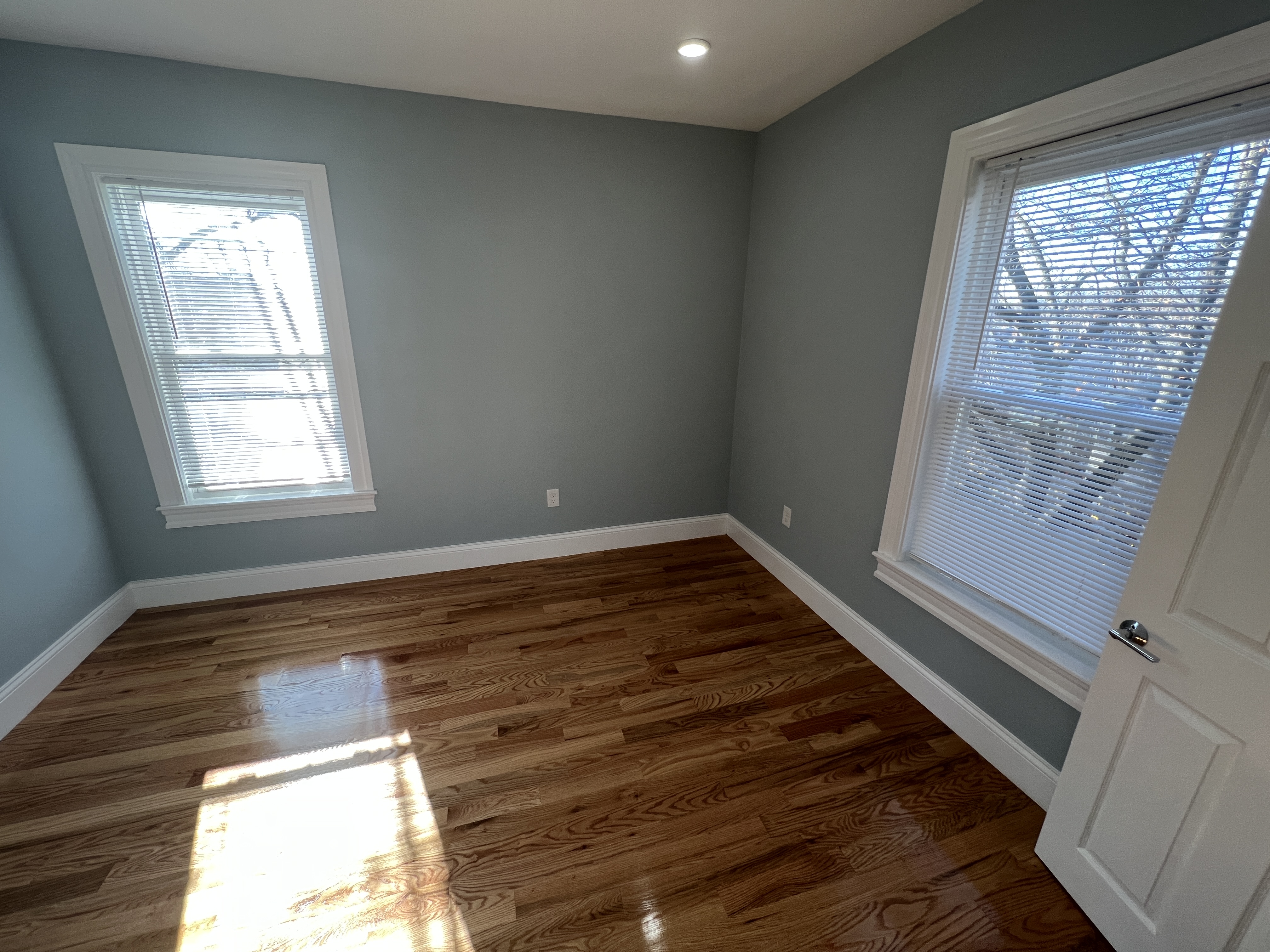 372 Oxford St, Porter Square