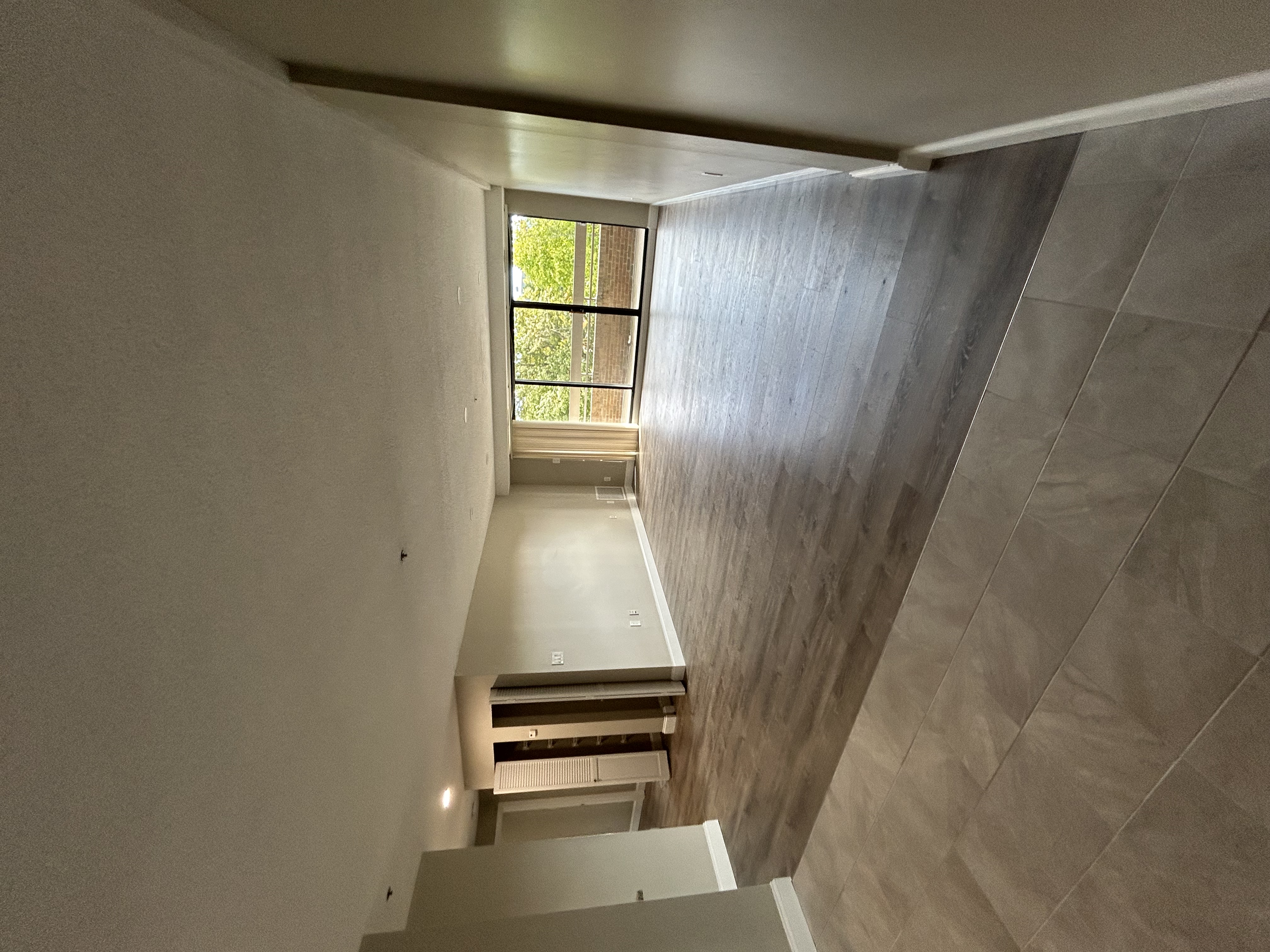 1111 Beacon St, Longwood