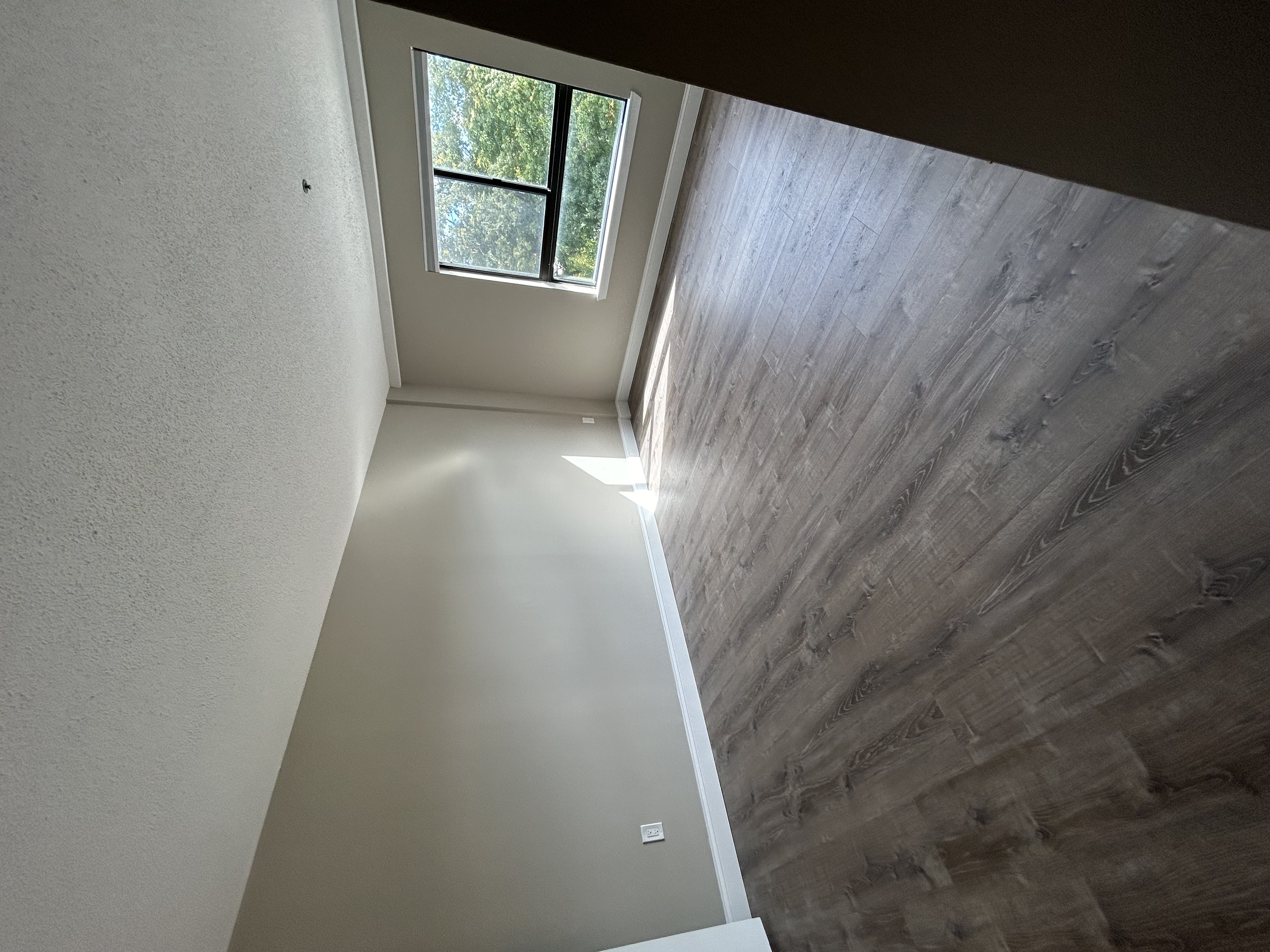 1111 Beacon St, Longwood