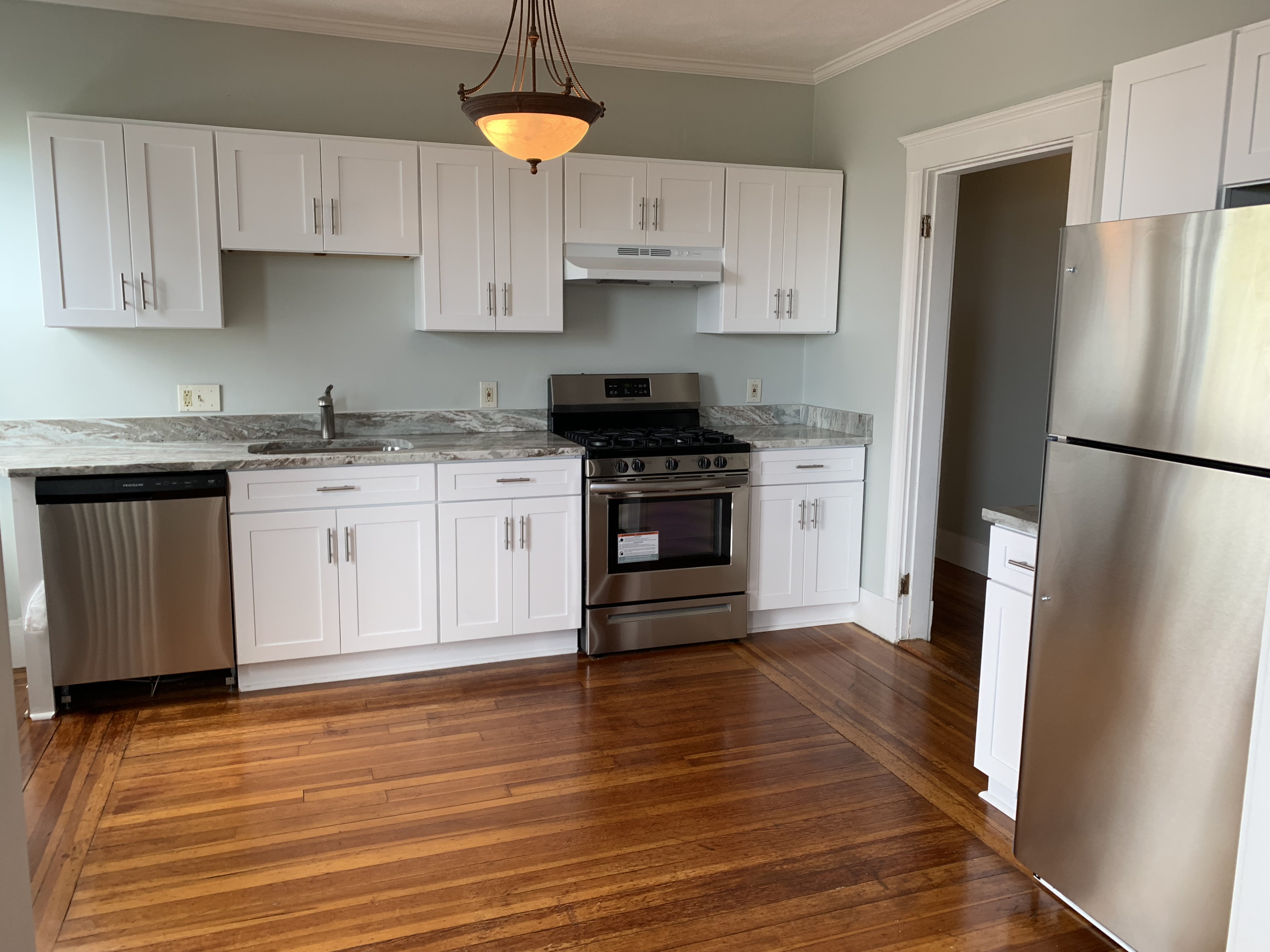 6 Humphrey St, Swampscott