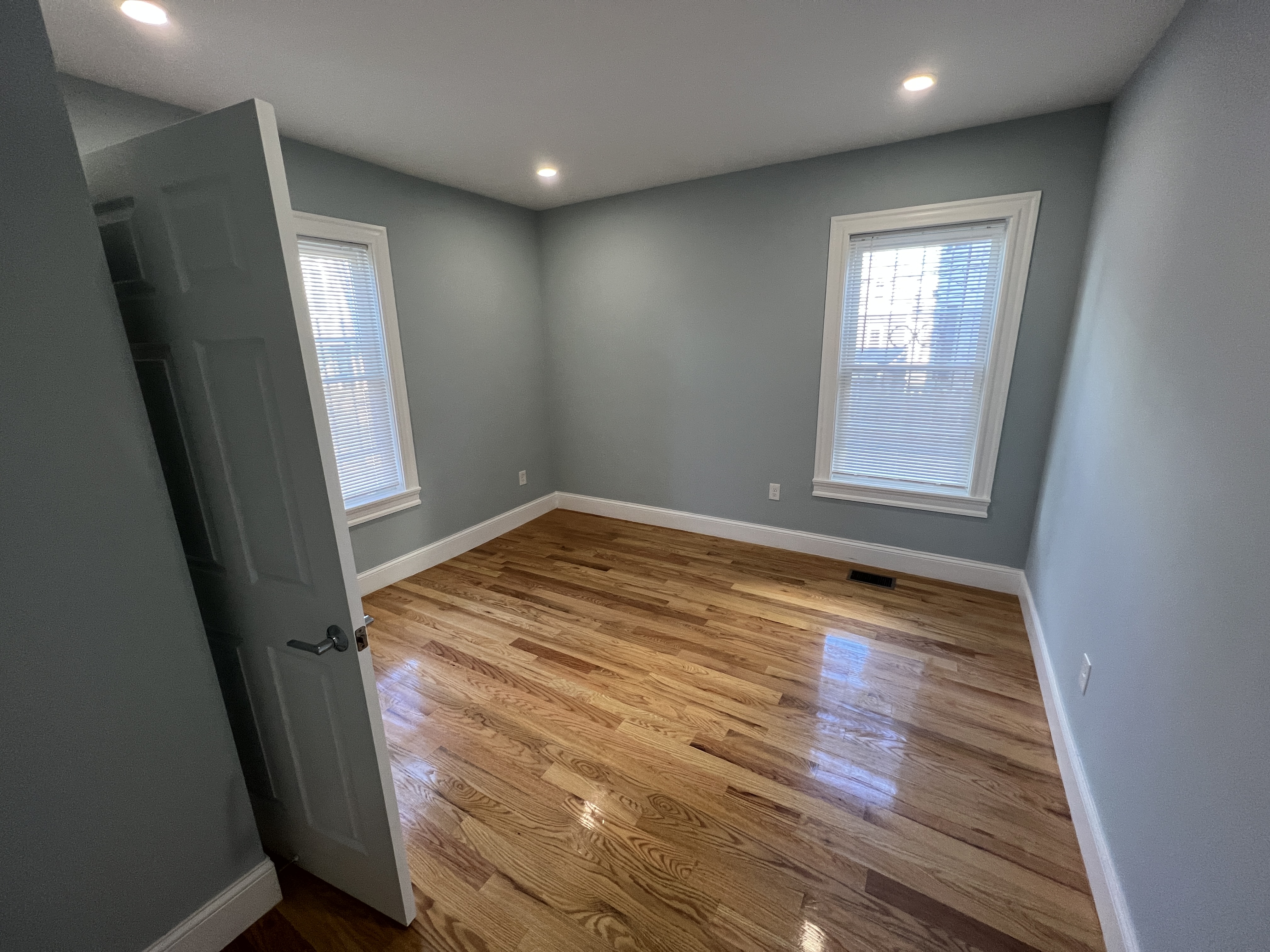 374 Oxford St, Porter Square