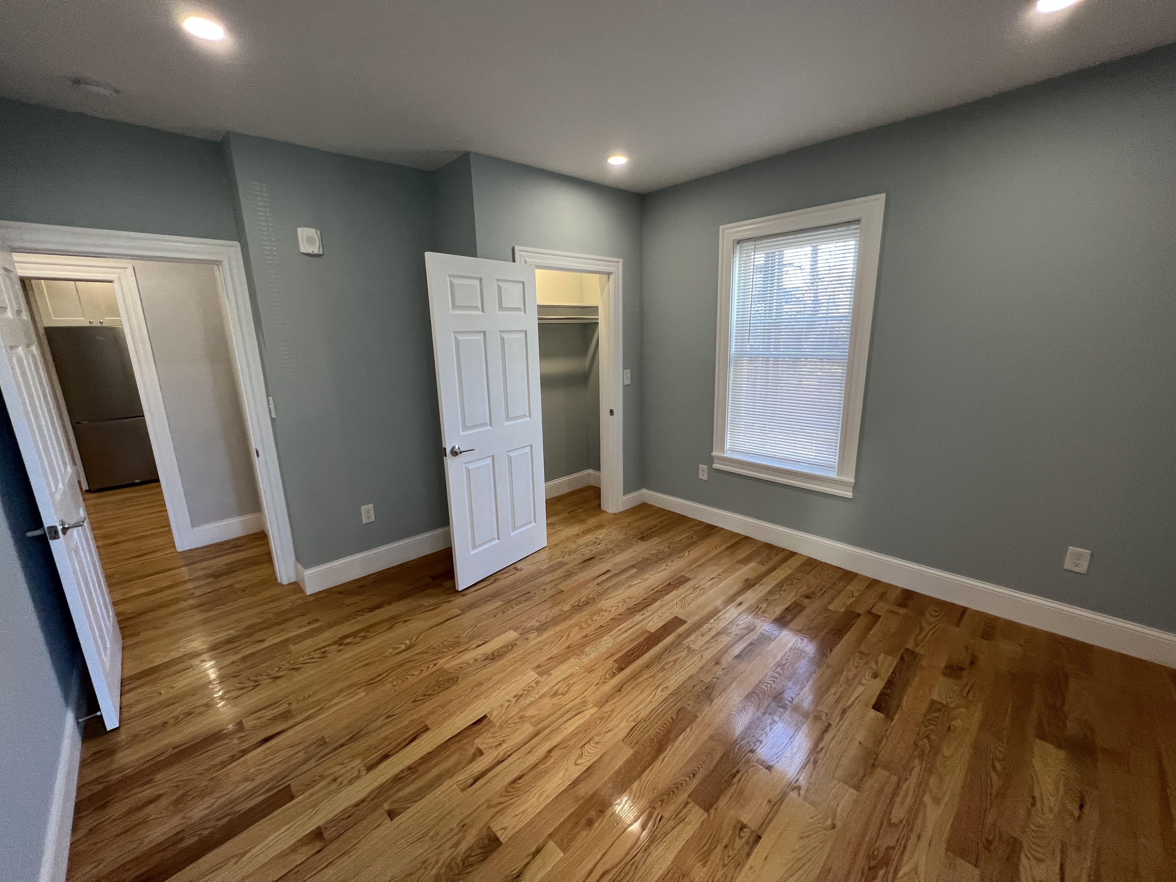 374 Oxford St, Porter Square