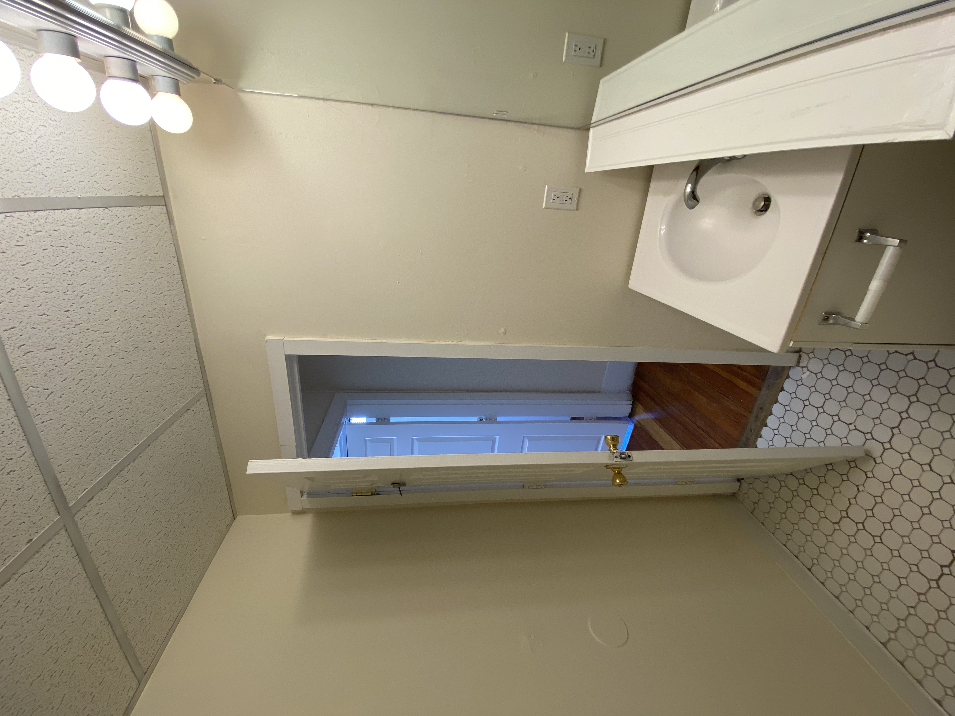 437 Cambridge St, Allston