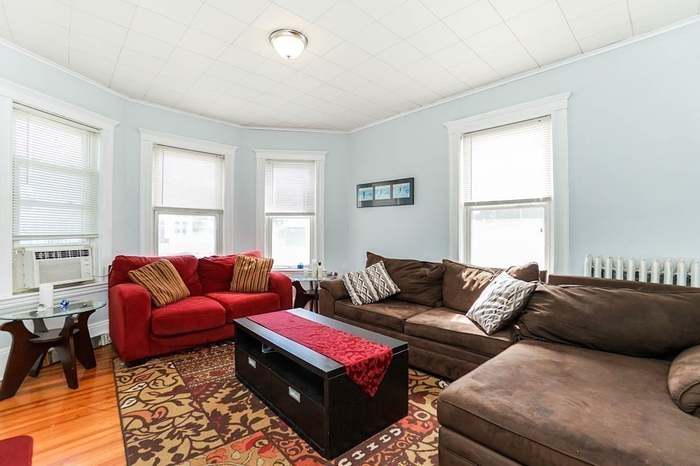 25 Osborne St, Peabody