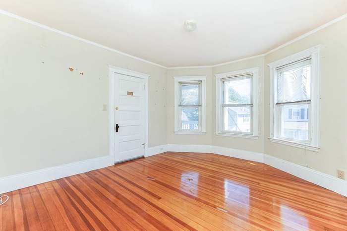 25 Osborne St, Peabody