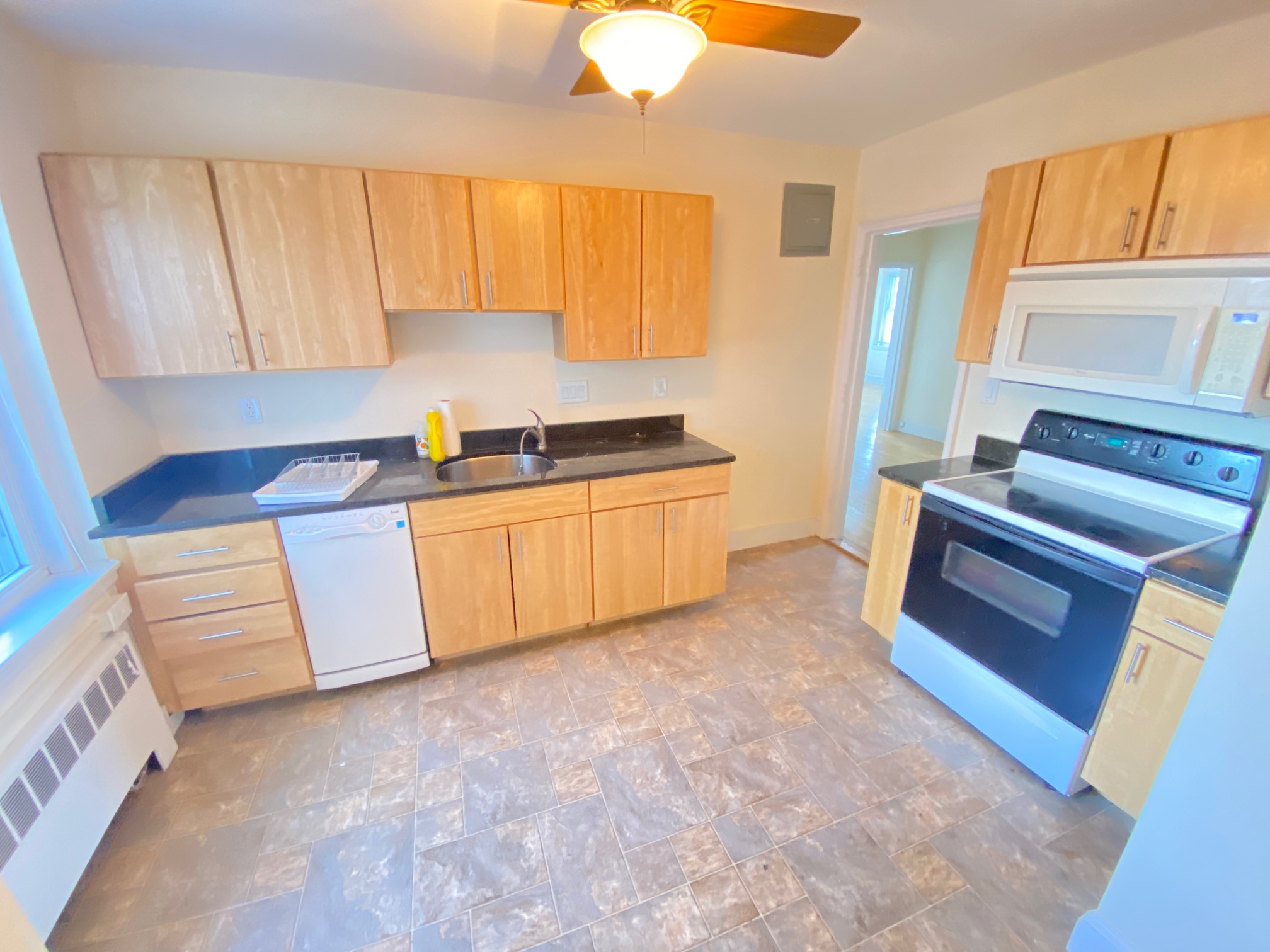 550 Belmont St, Watertown Square