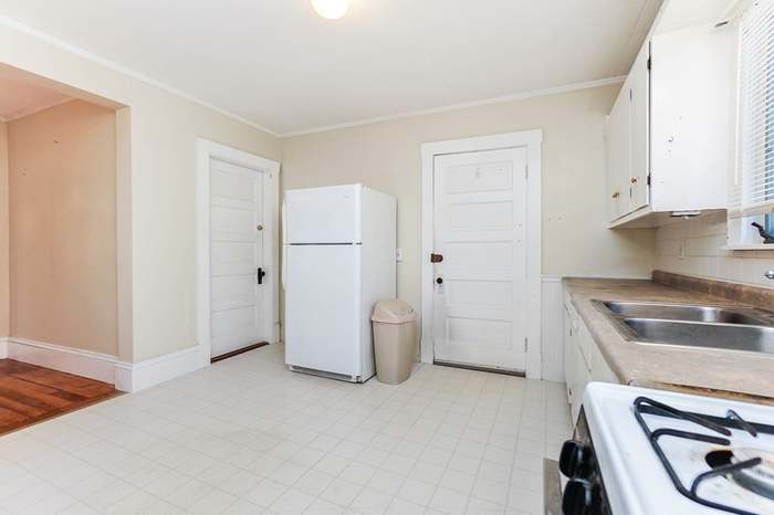 25 Osborne St, Peabody