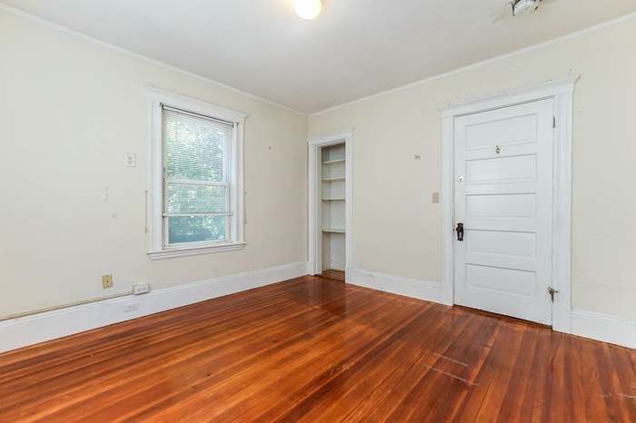 25 Osborne St, Peabody