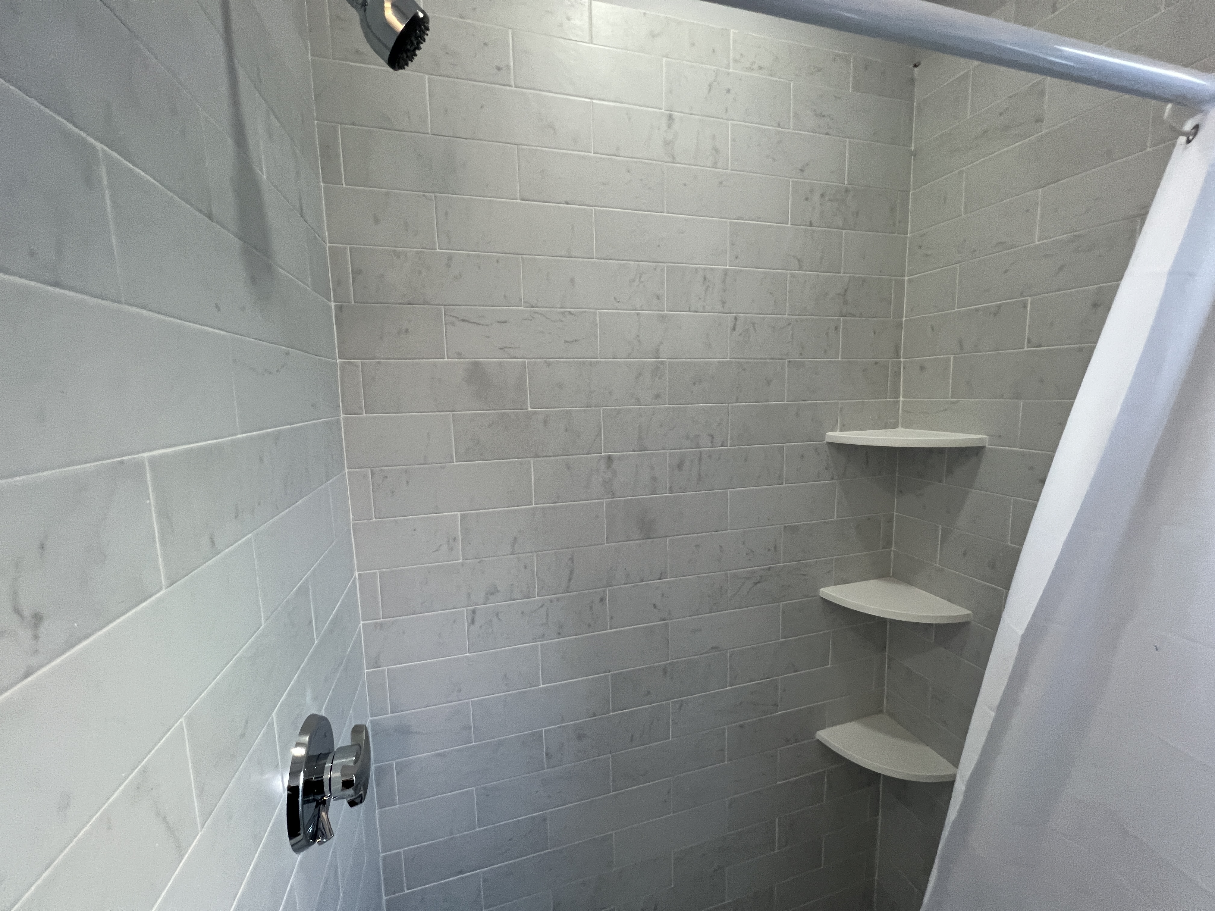 374 Oxford St, Porter Square