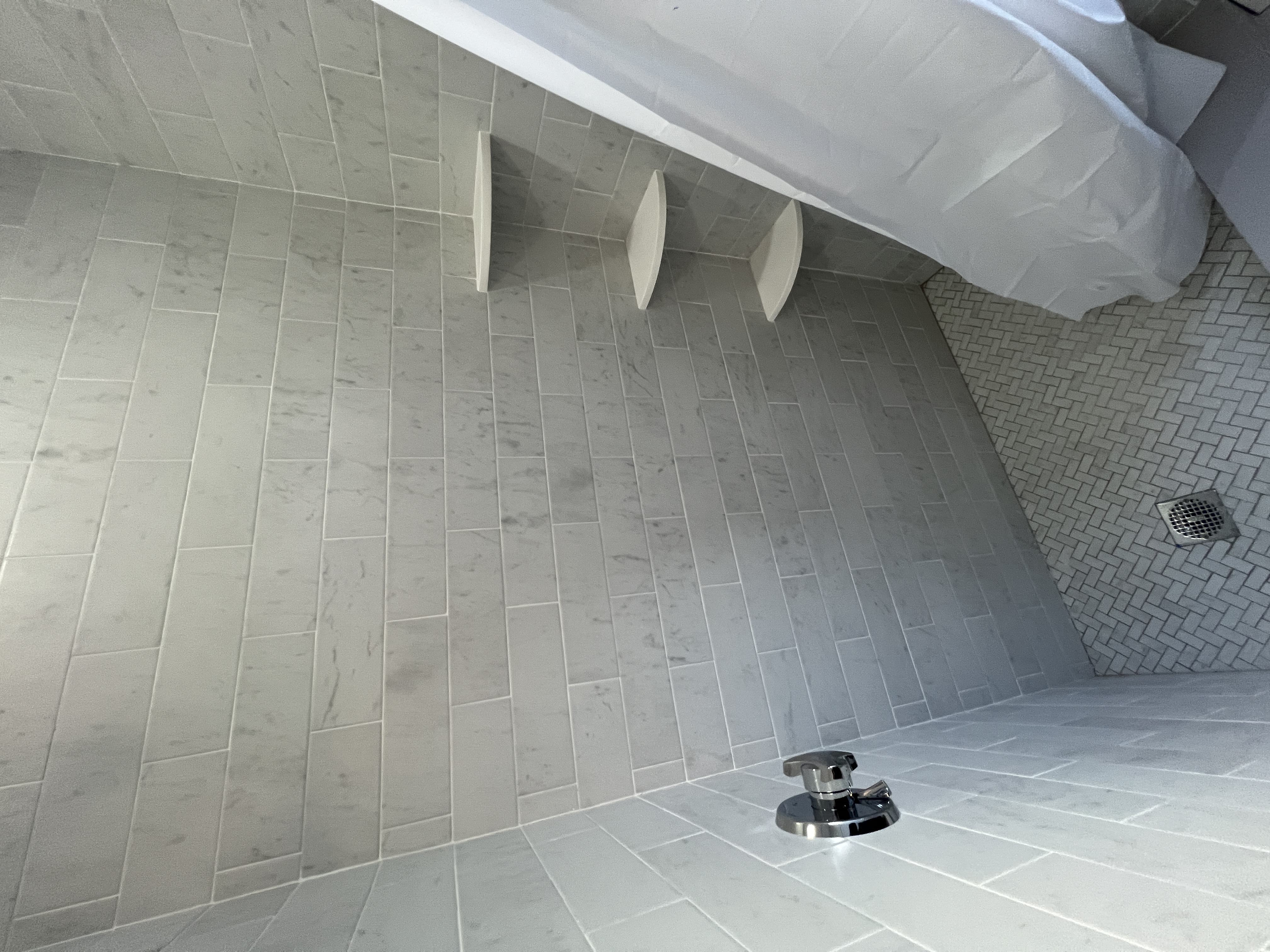 374 Oxford St, Porter Square