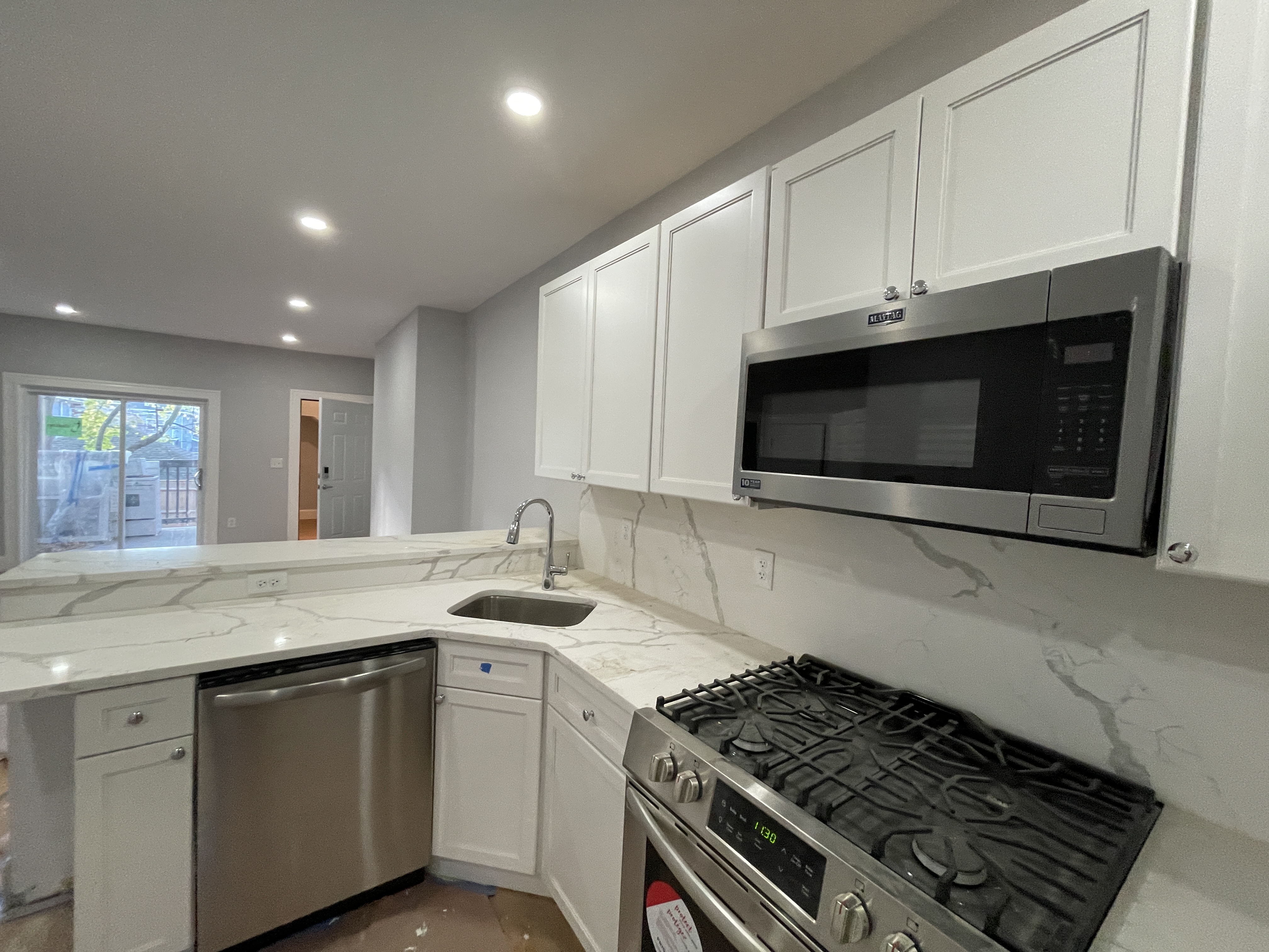 372 Oxford, Porter Square