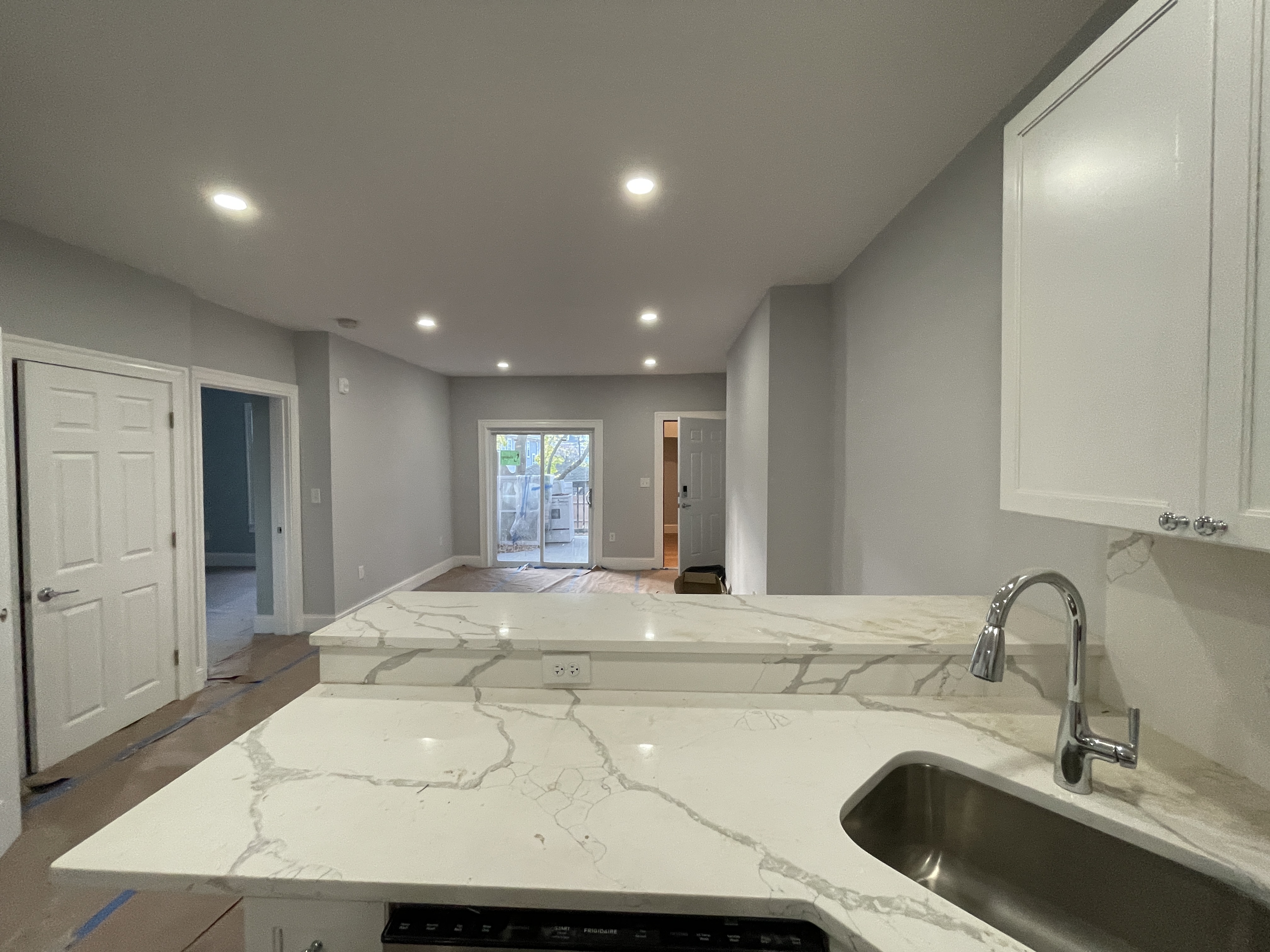 372 Oxford, Porter Square