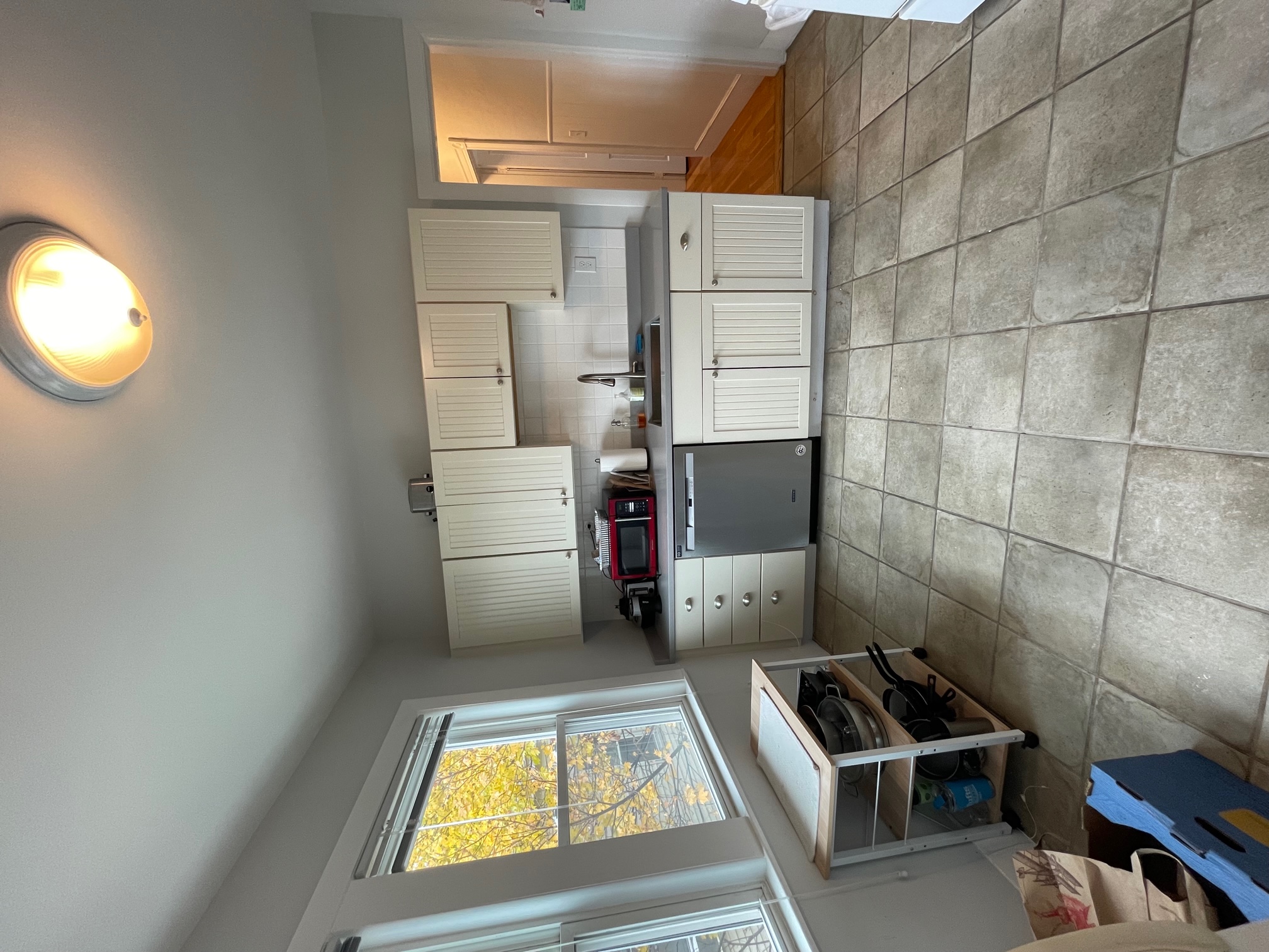 69 Raymond Ave, Teele Square