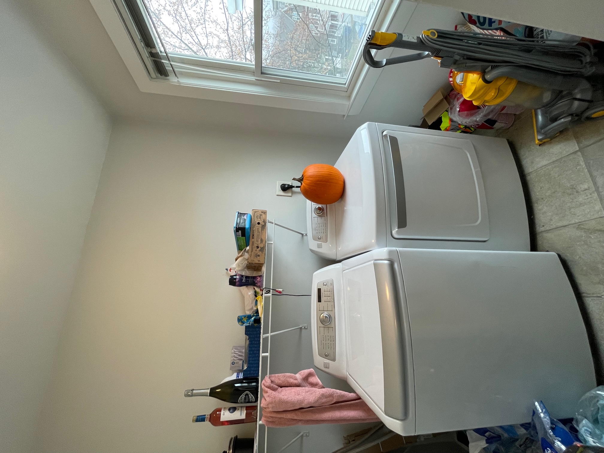 69 Raymond Ave, Teele Square