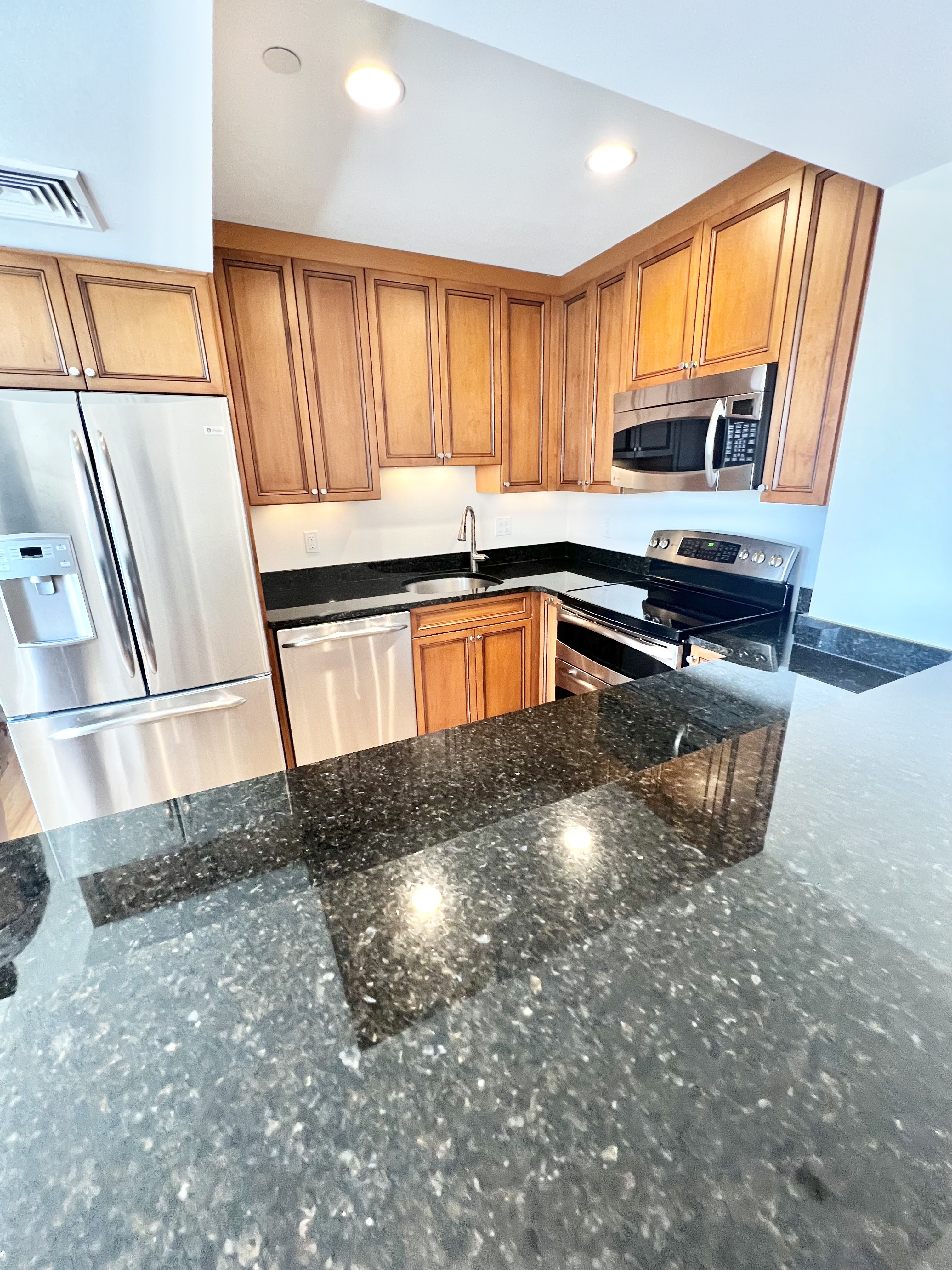 17 Chapel St, Longwood