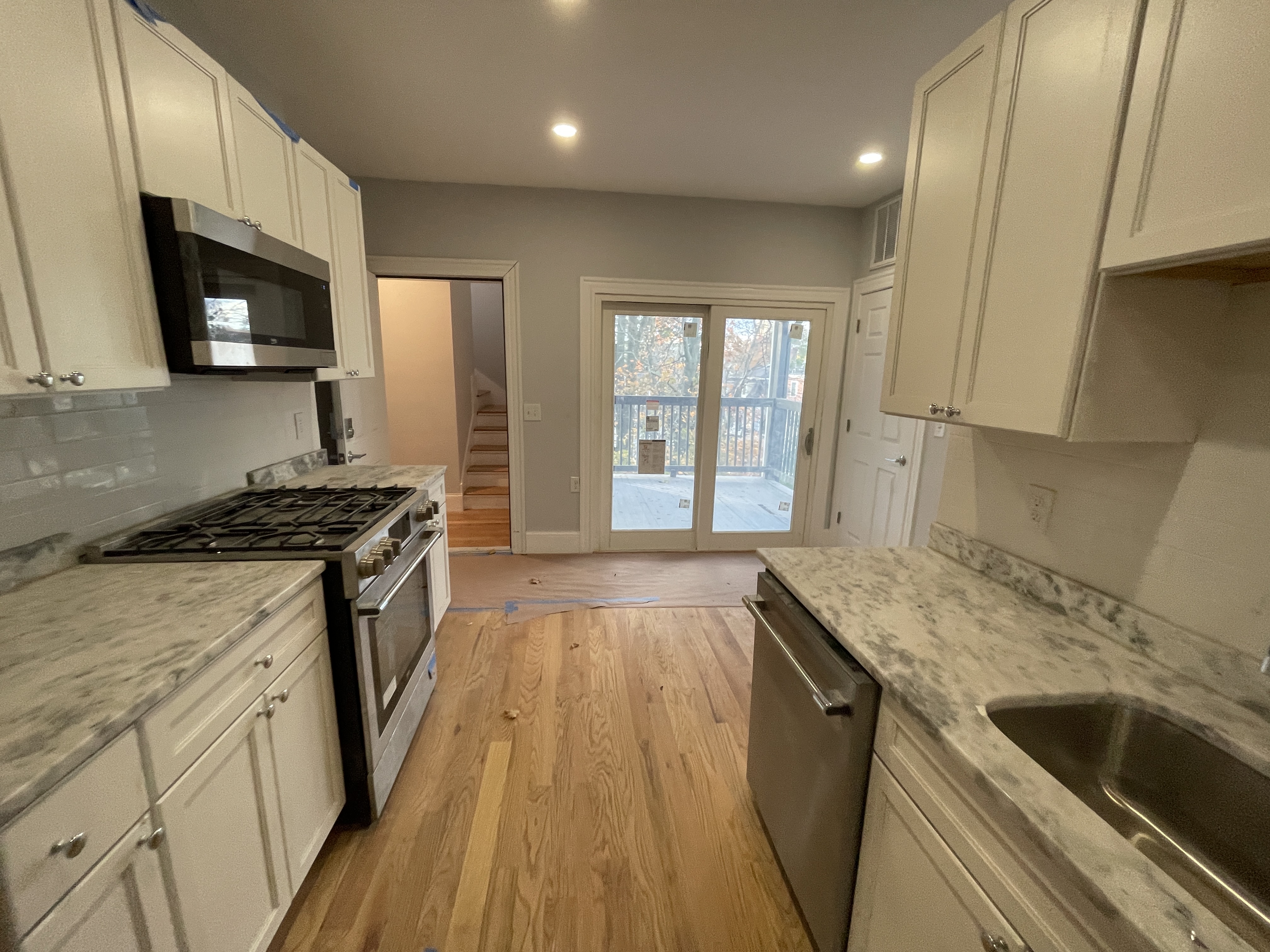 374 Oxford St, Porter Square