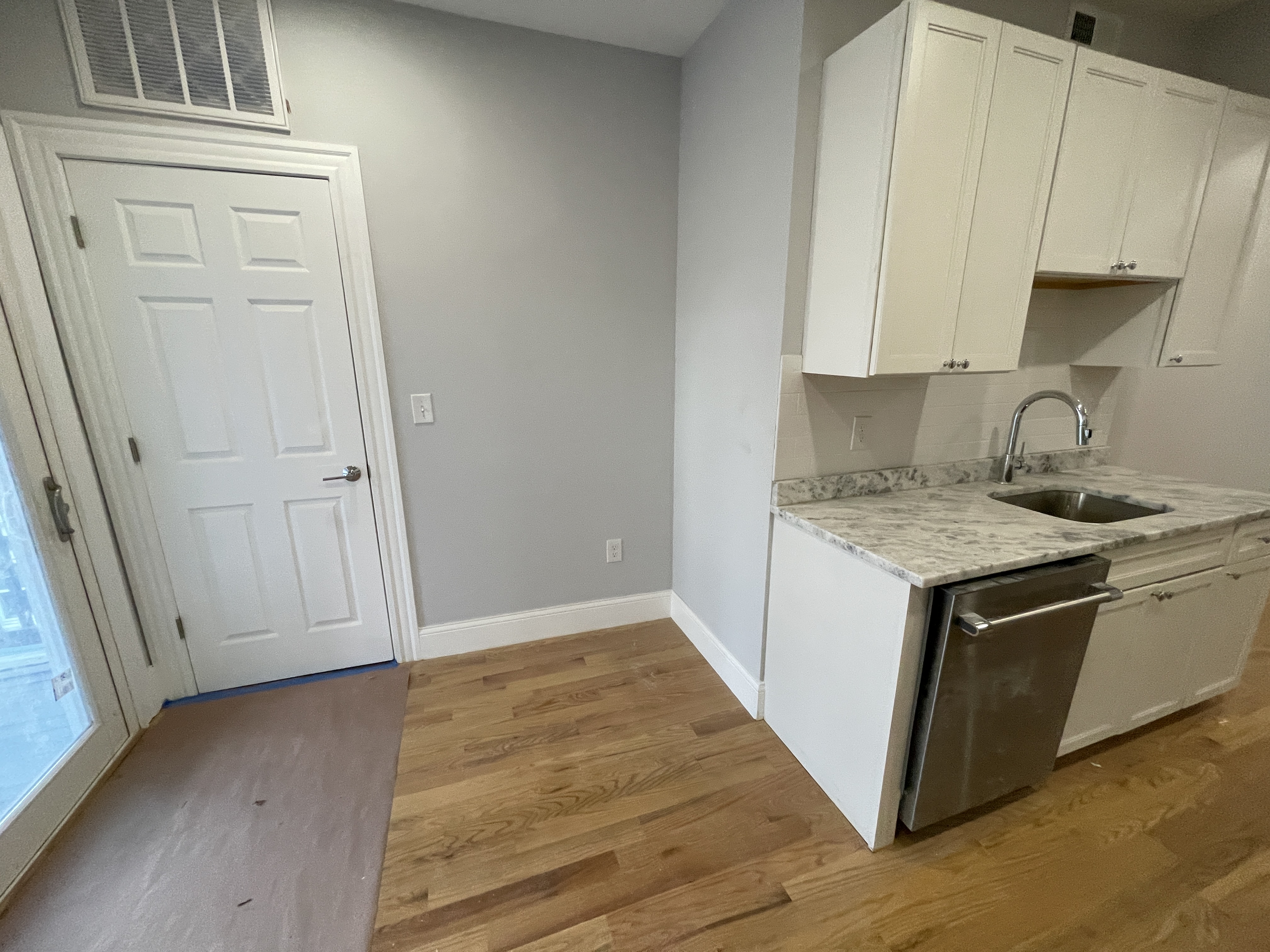 374 Oxford St, Porter Square