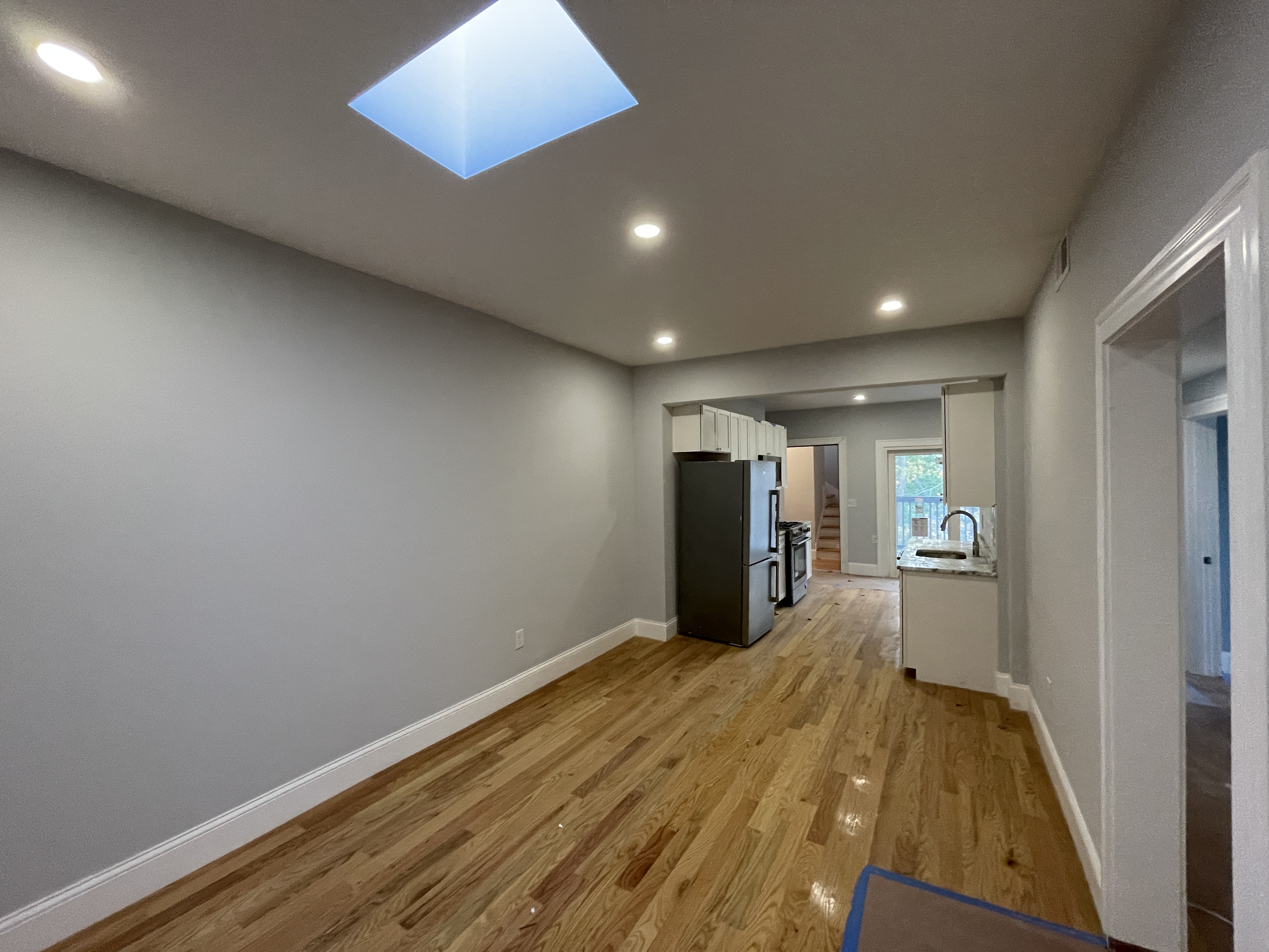 374 Oxford St, Porter Square