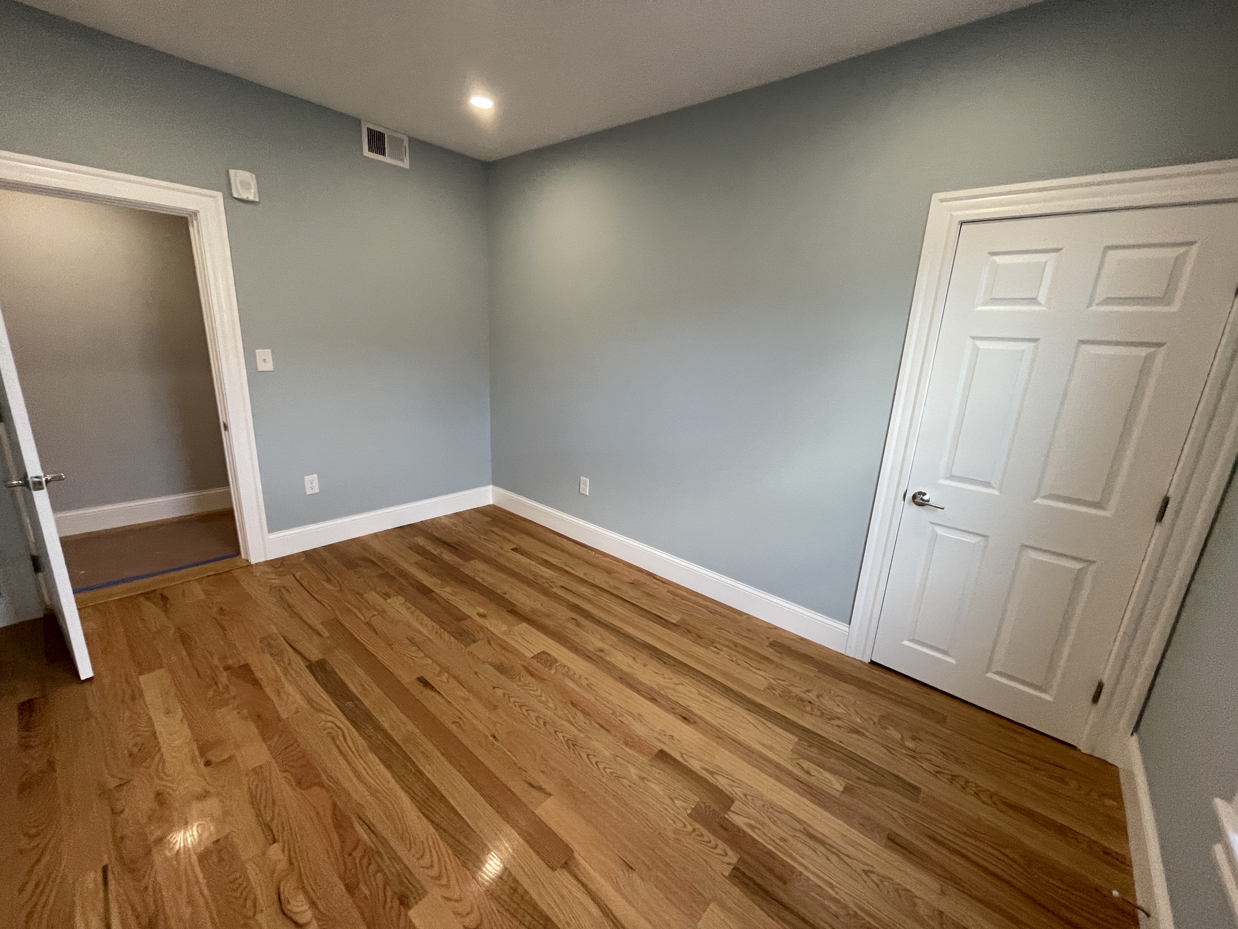 374 Oxford St, Porter Square