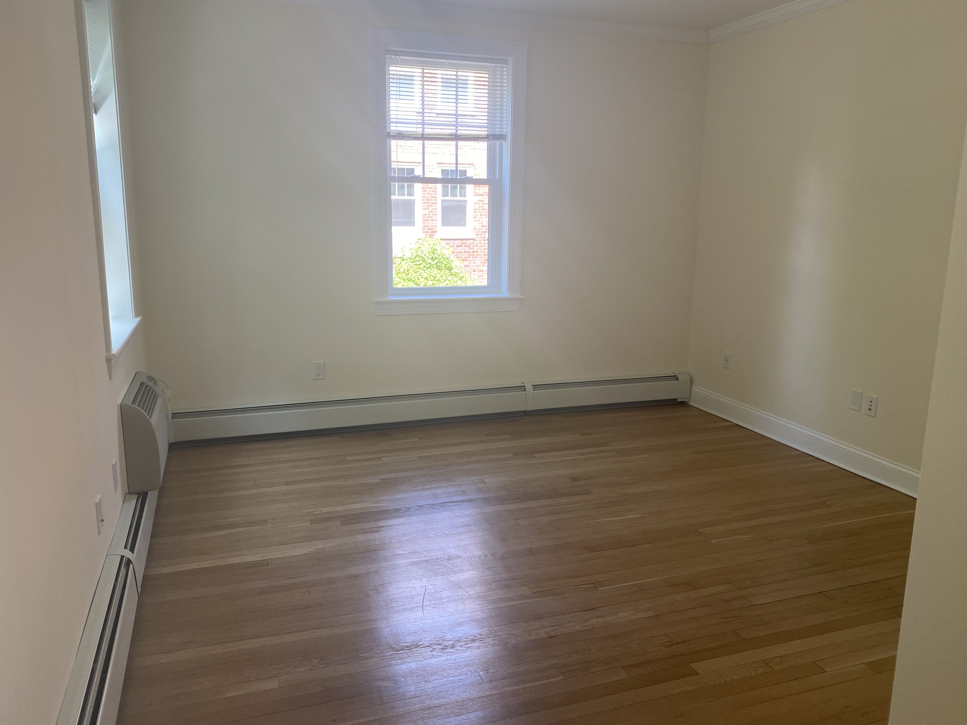 34 Harris St, Coolidge Corner