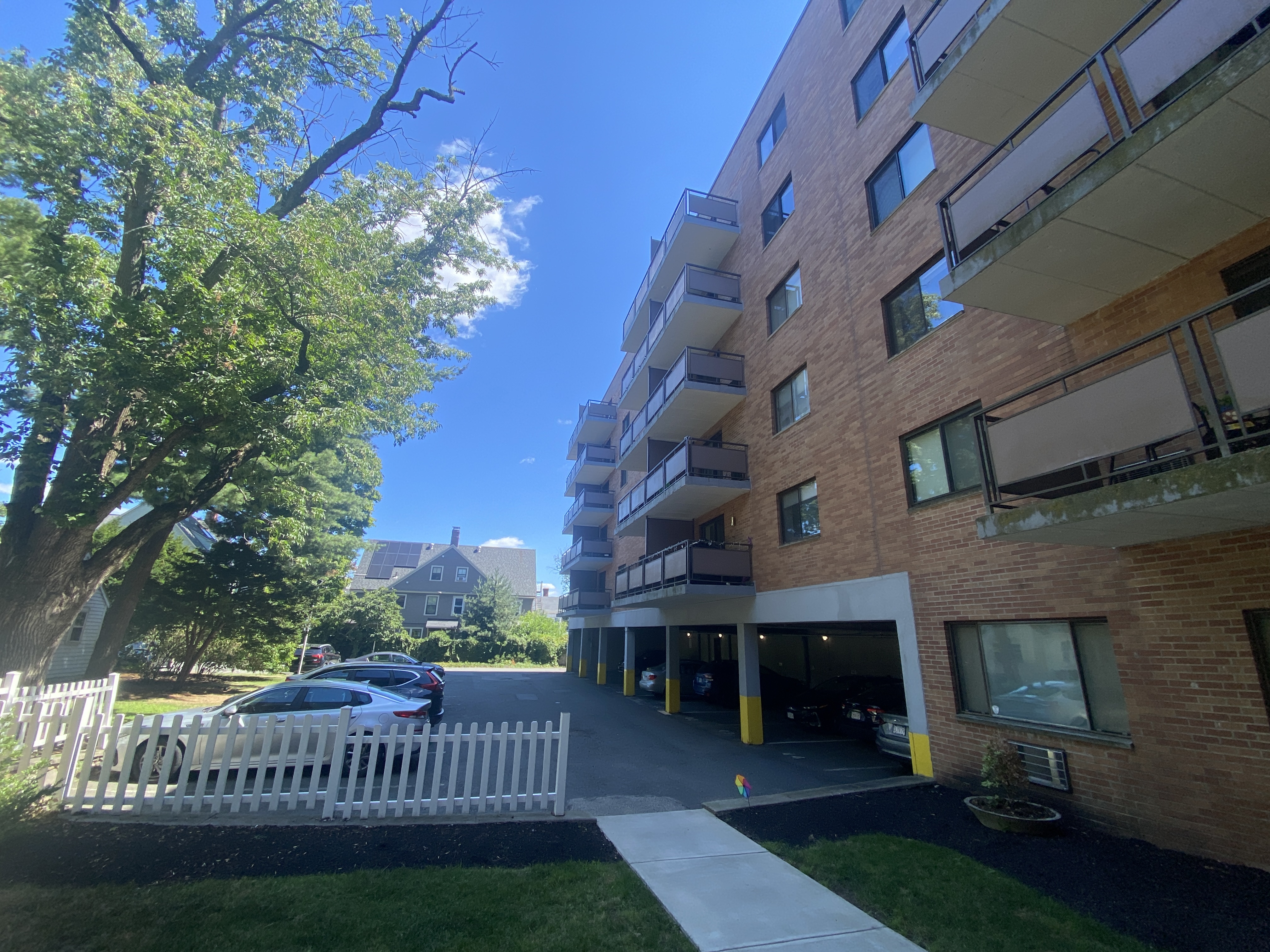 60 Pleasant St, Arlington