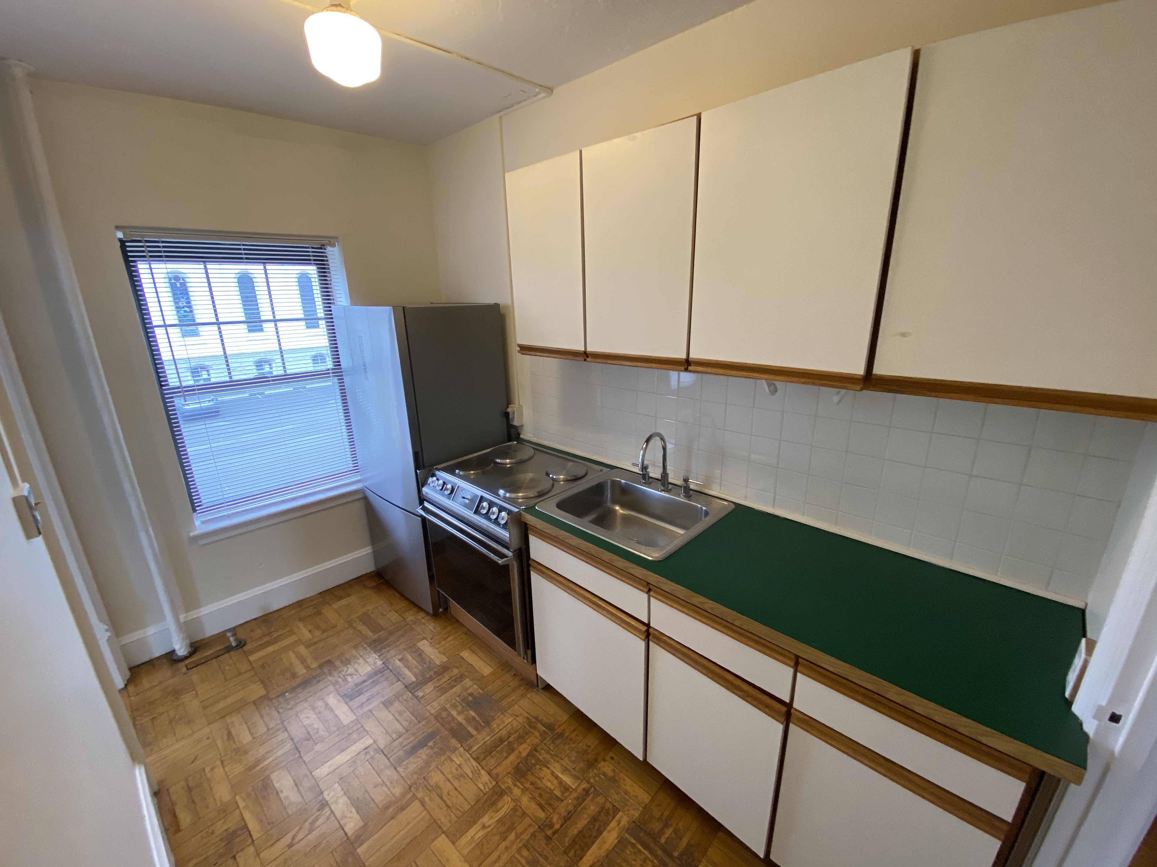 2 Elmwood Ave, Winchester