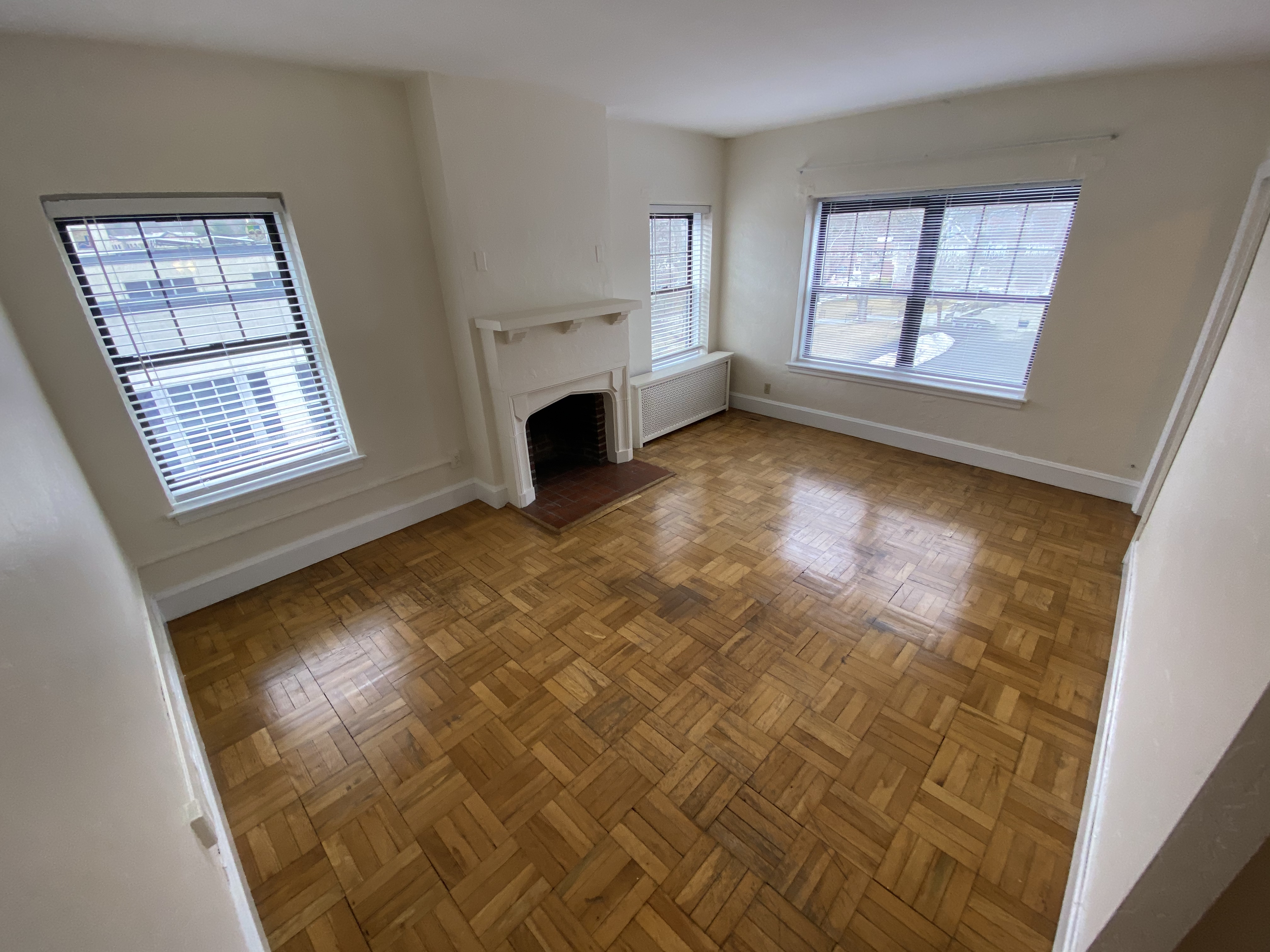 2 Elmwood Ave, Winchester