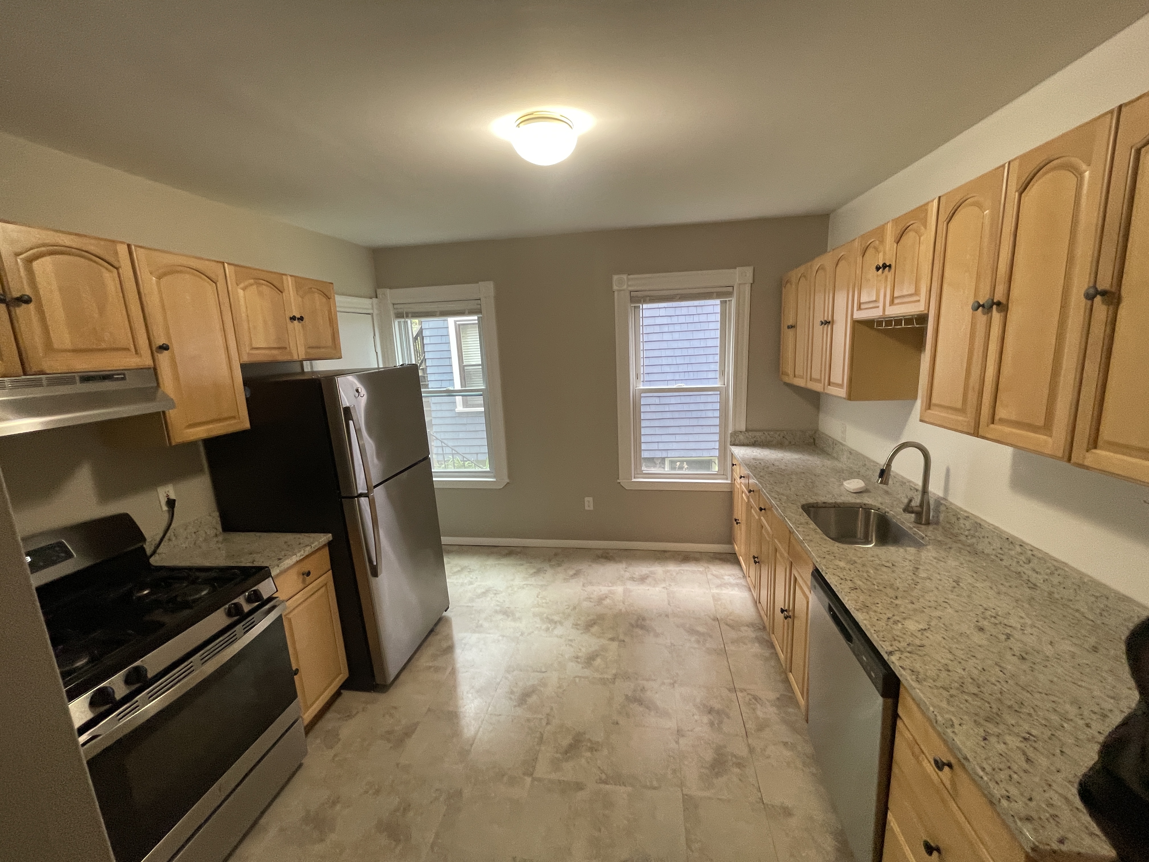 10 Cambridge Ter, Porter Square