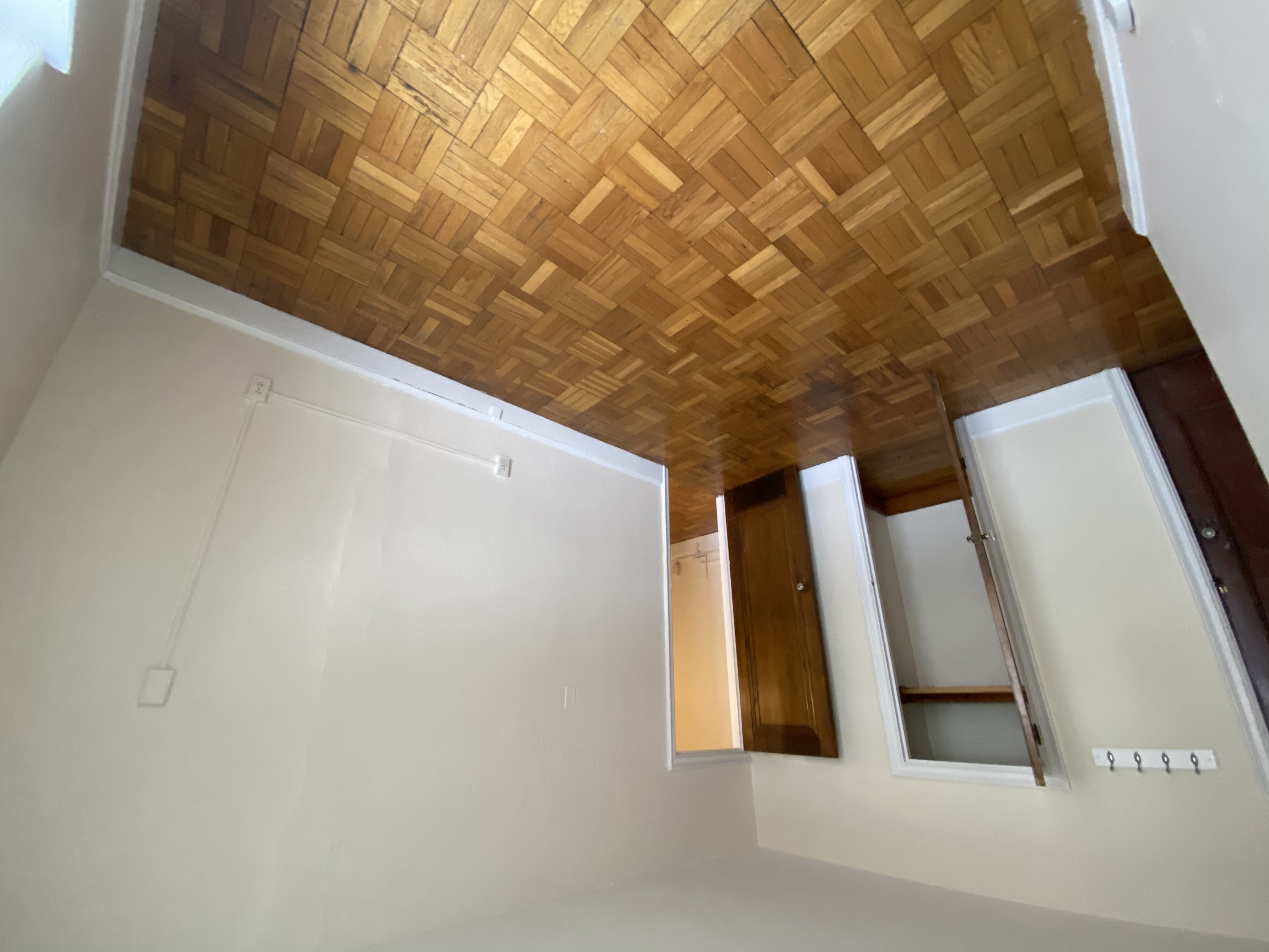 2 Elmwood Ave, Winchester