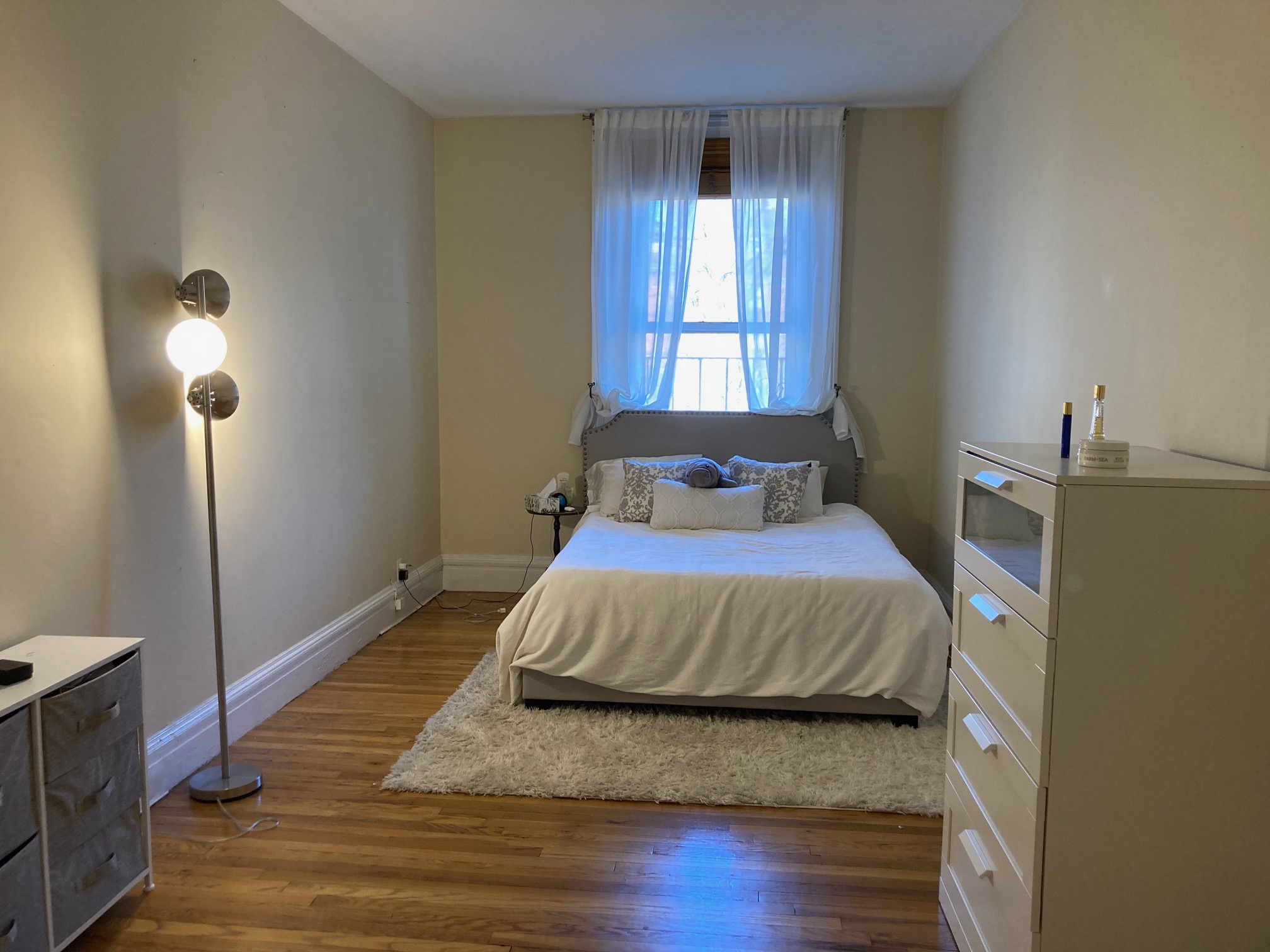 206 Commonwealth Ave, Back Bay