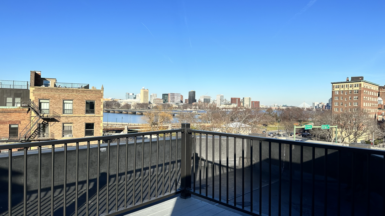 583 Beacon St, Fenway