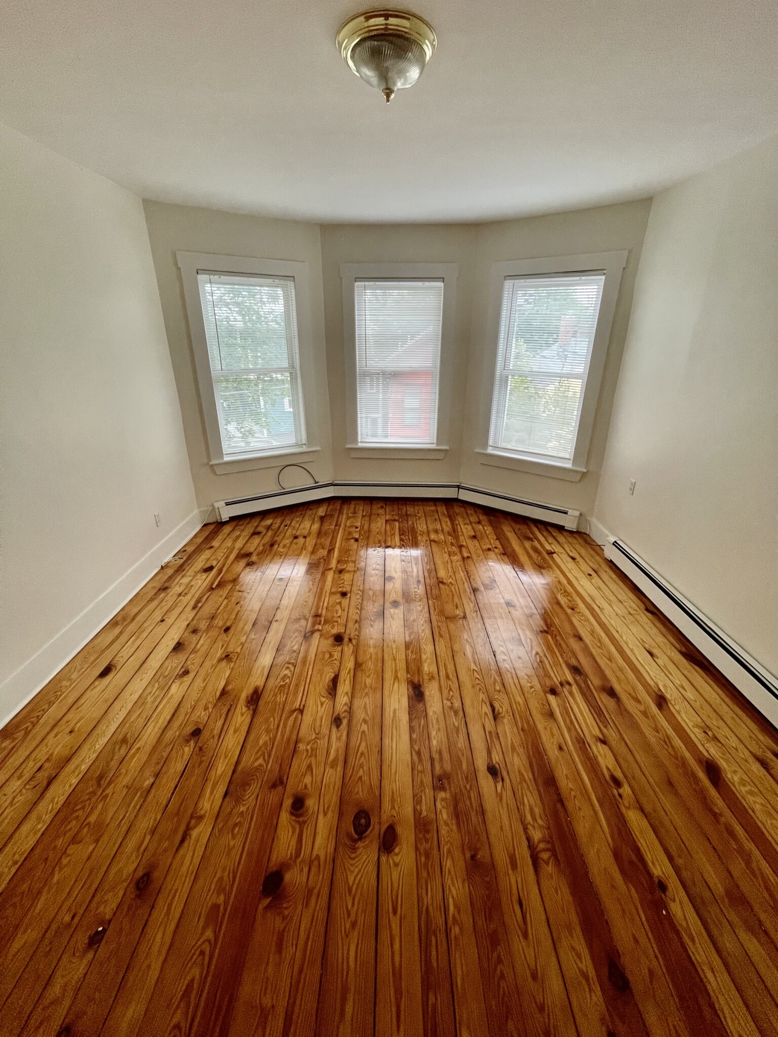 64 Pleasant St, Cambridgeport