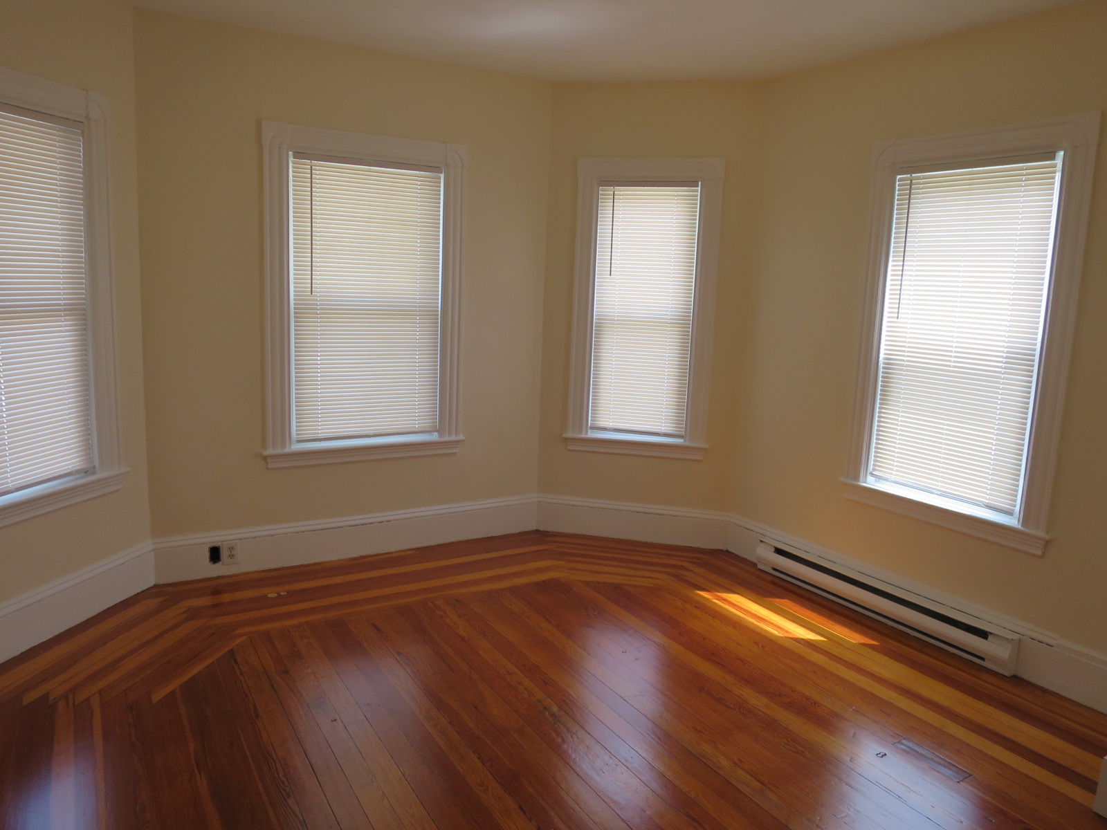 324 Highland Ave, Davis Square