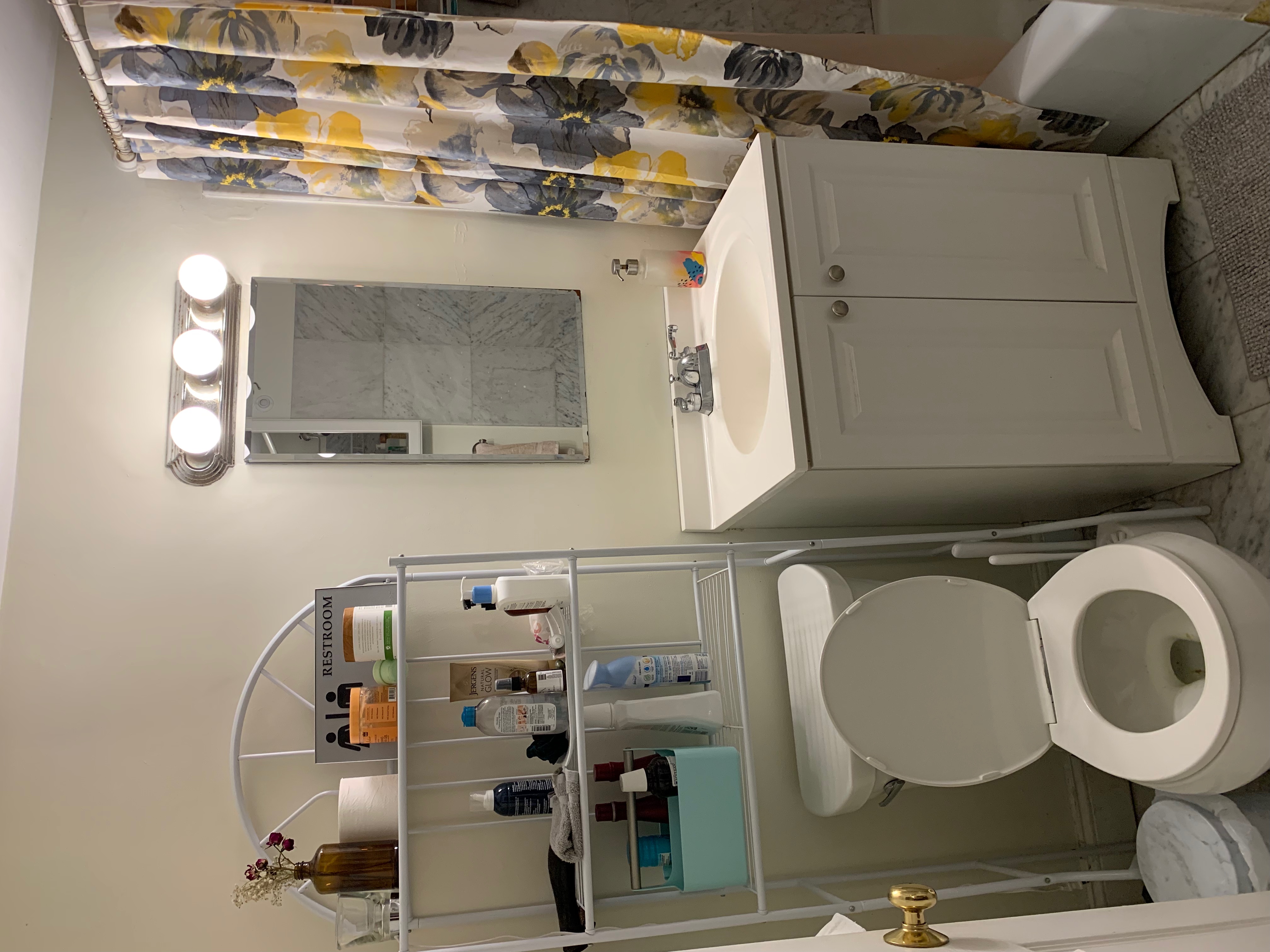 819 East Broadway, South Boston