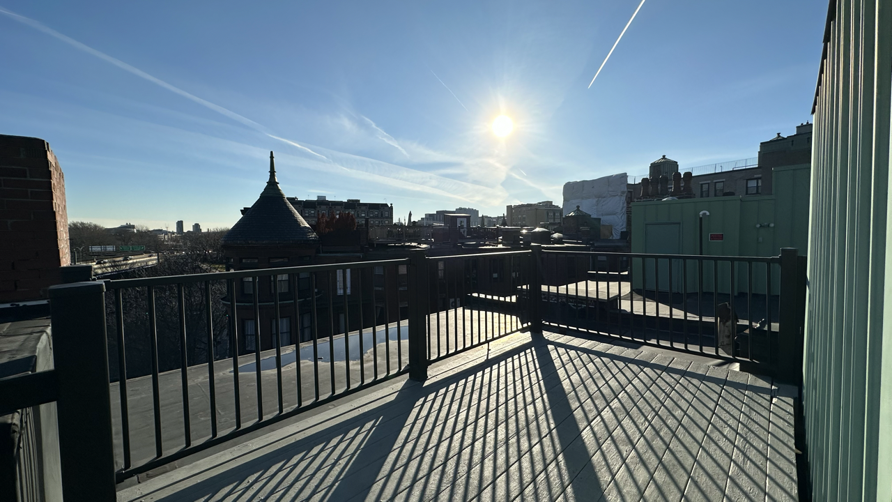 583 Beacon St, Fenway