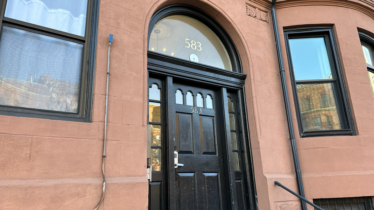 583 Beacon St, Fenway