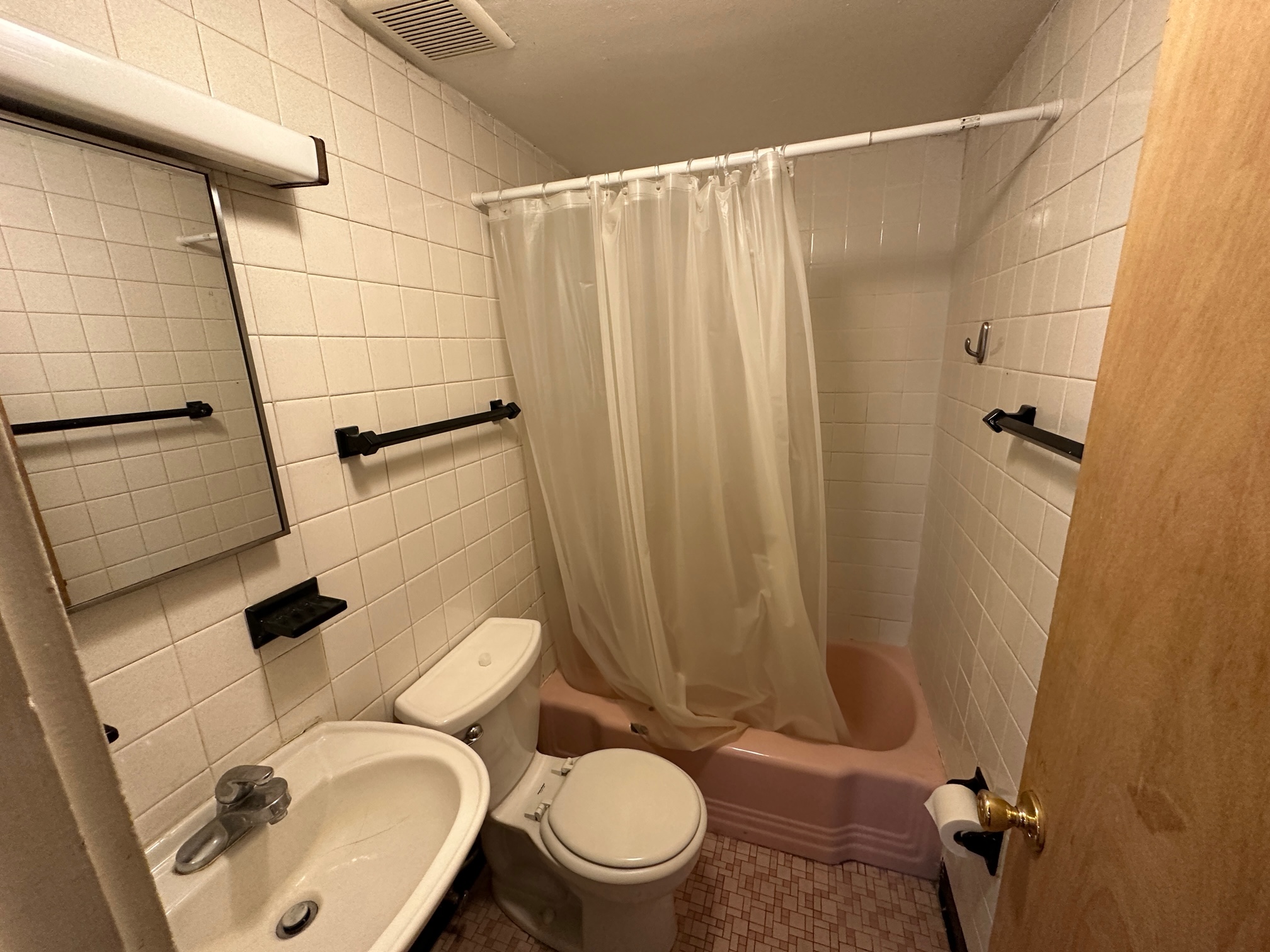 153 Brighton Ave, Allston