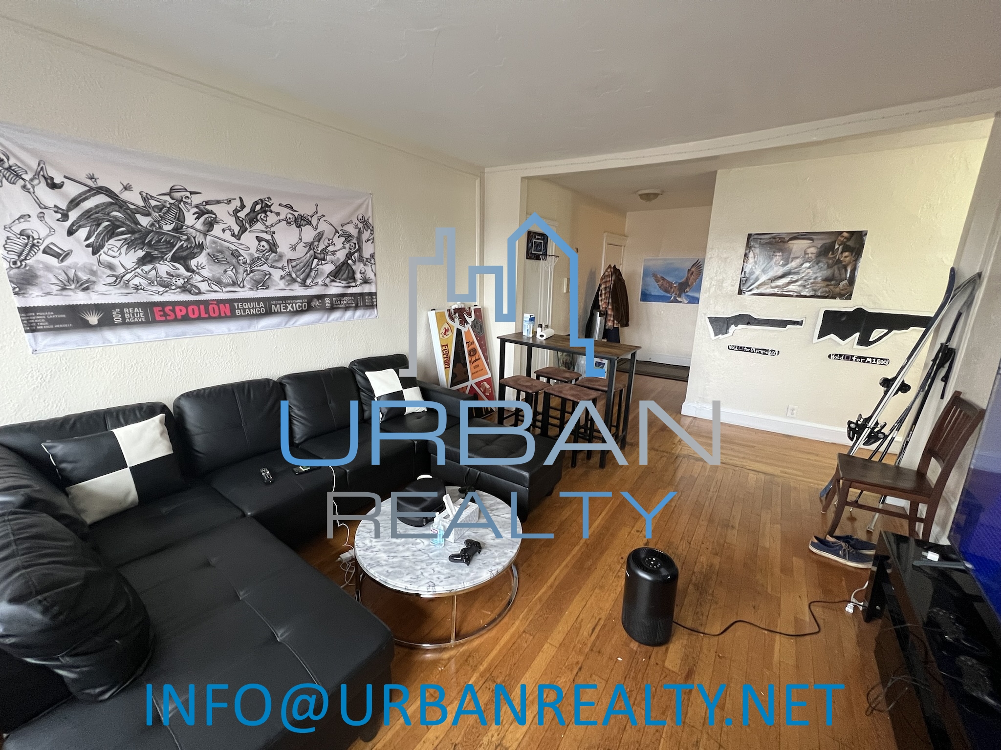 2001 Commonwealth Ave, Brighton