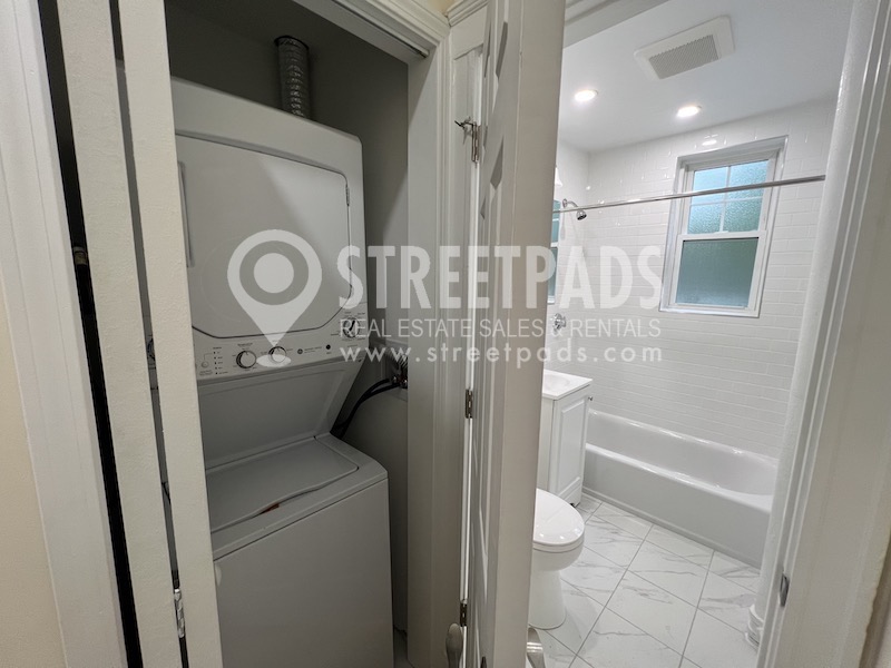 175 Kent St, Brookline