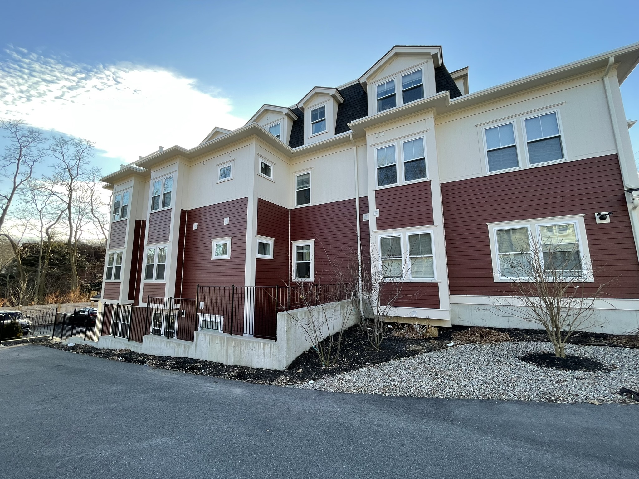 120 Kenrick St, Oak Square