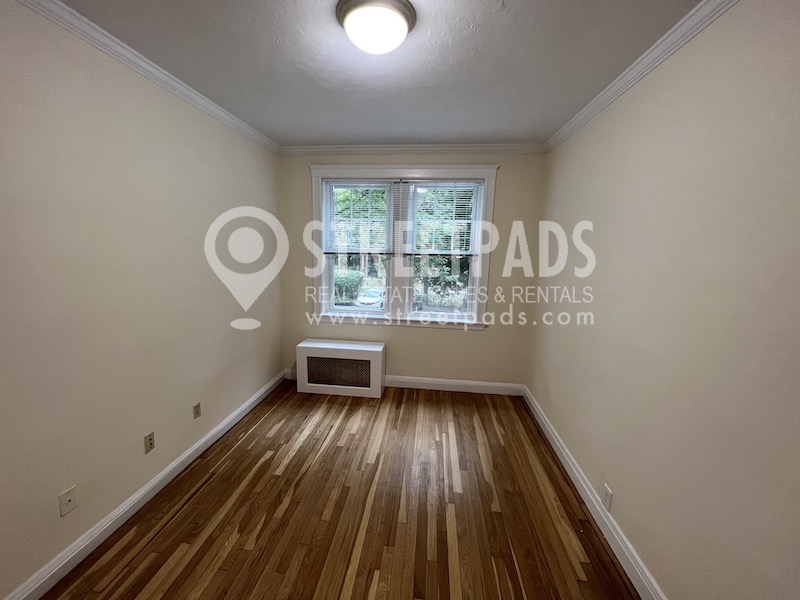 175 Kent St, Brookline