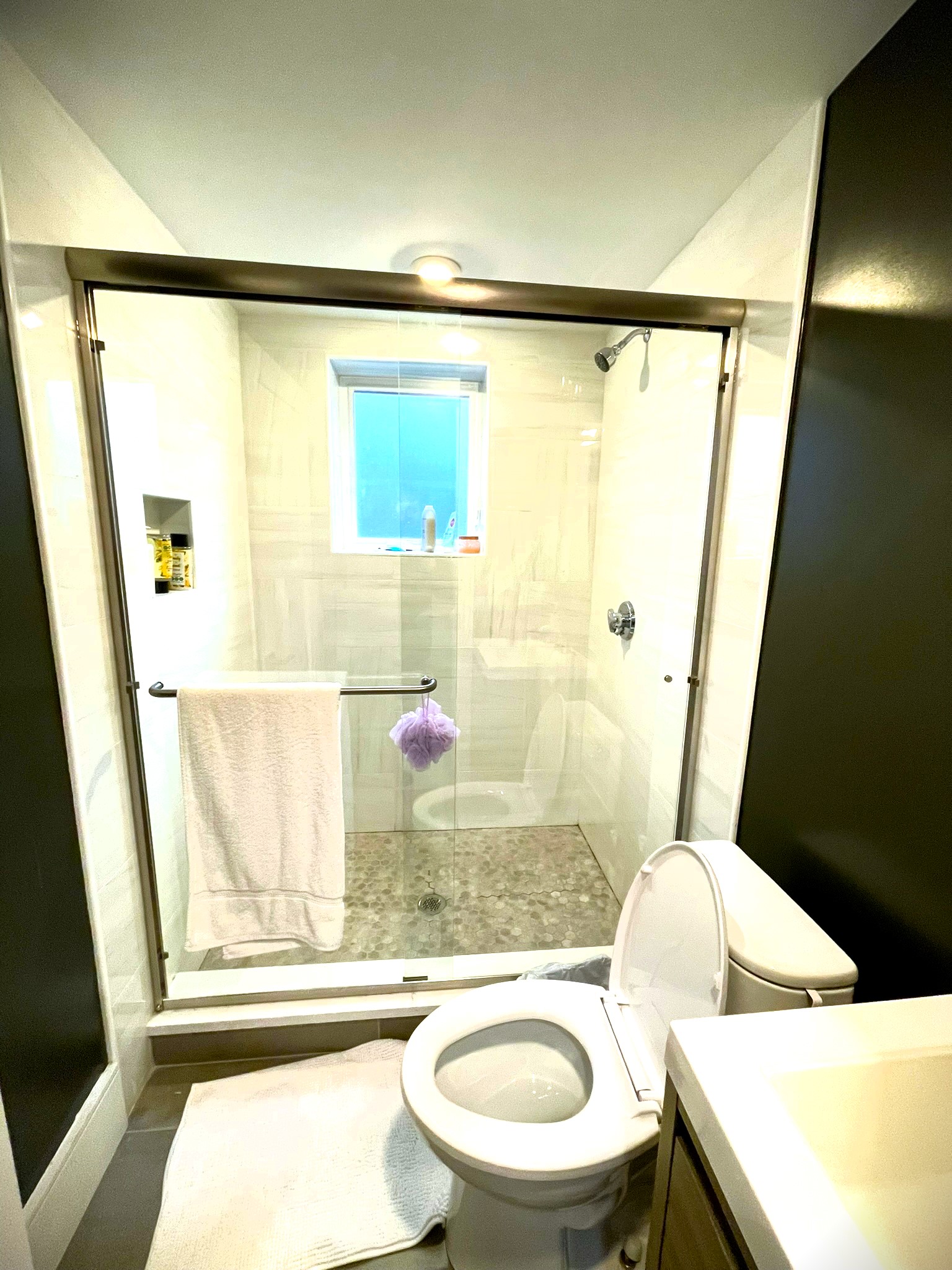 9 University Rd, Aspinwall Hill